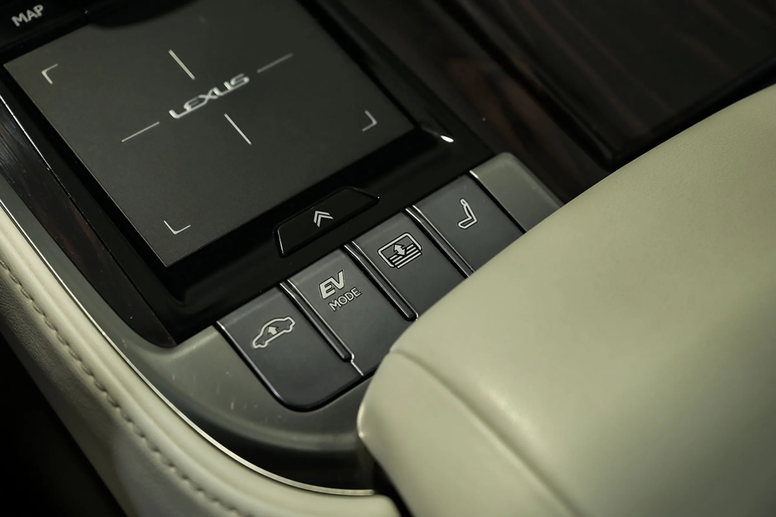 Lexus LS 500h Luxury Art Wood LWhite - Foto 64