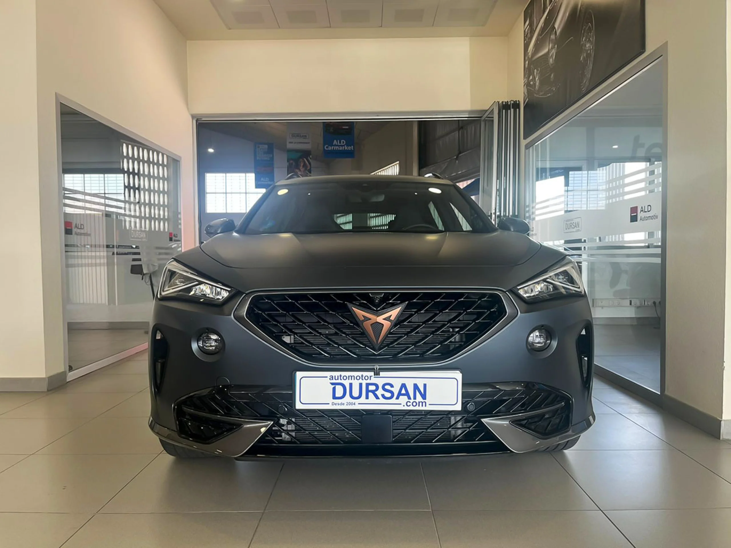 CUPRA Formentor 1.4 eHybrid 180kW 245 CV VZ DSG - Foto 2