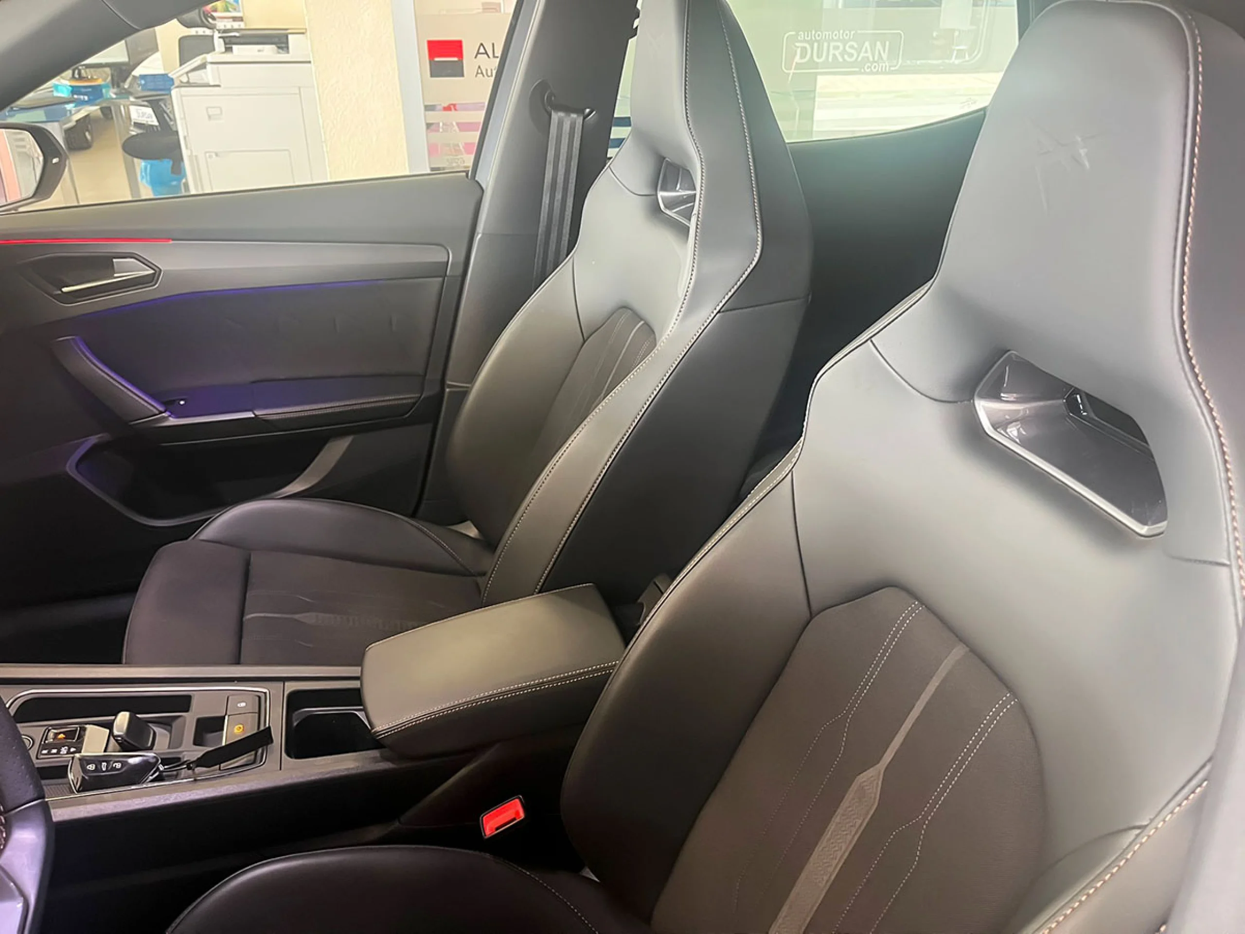 CUPRA Formentor 1.4 eHybrid 180kW 245 CV VZ DSG - Foto 8