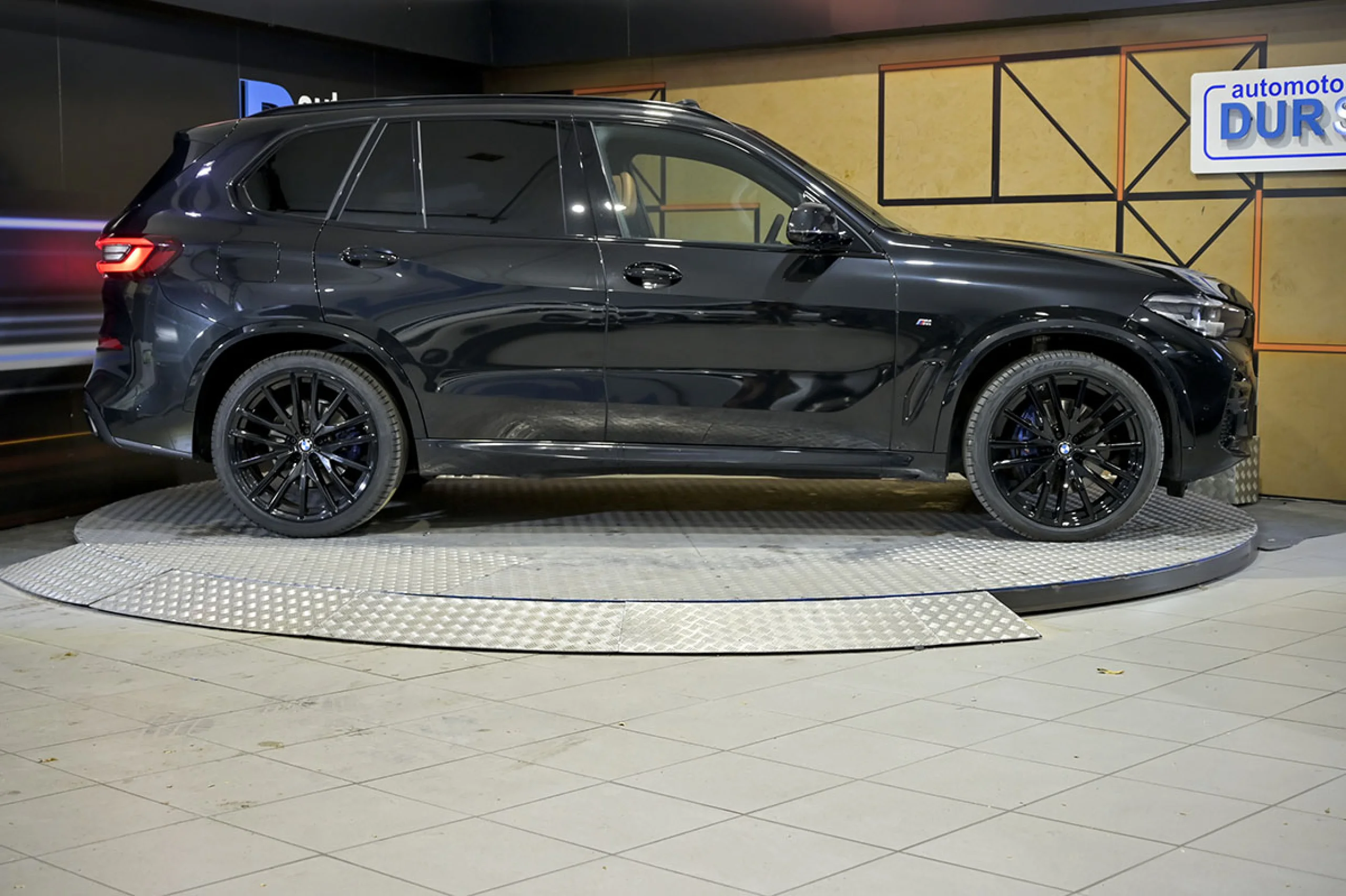 BMW X5 xDrive30d - Foto 19