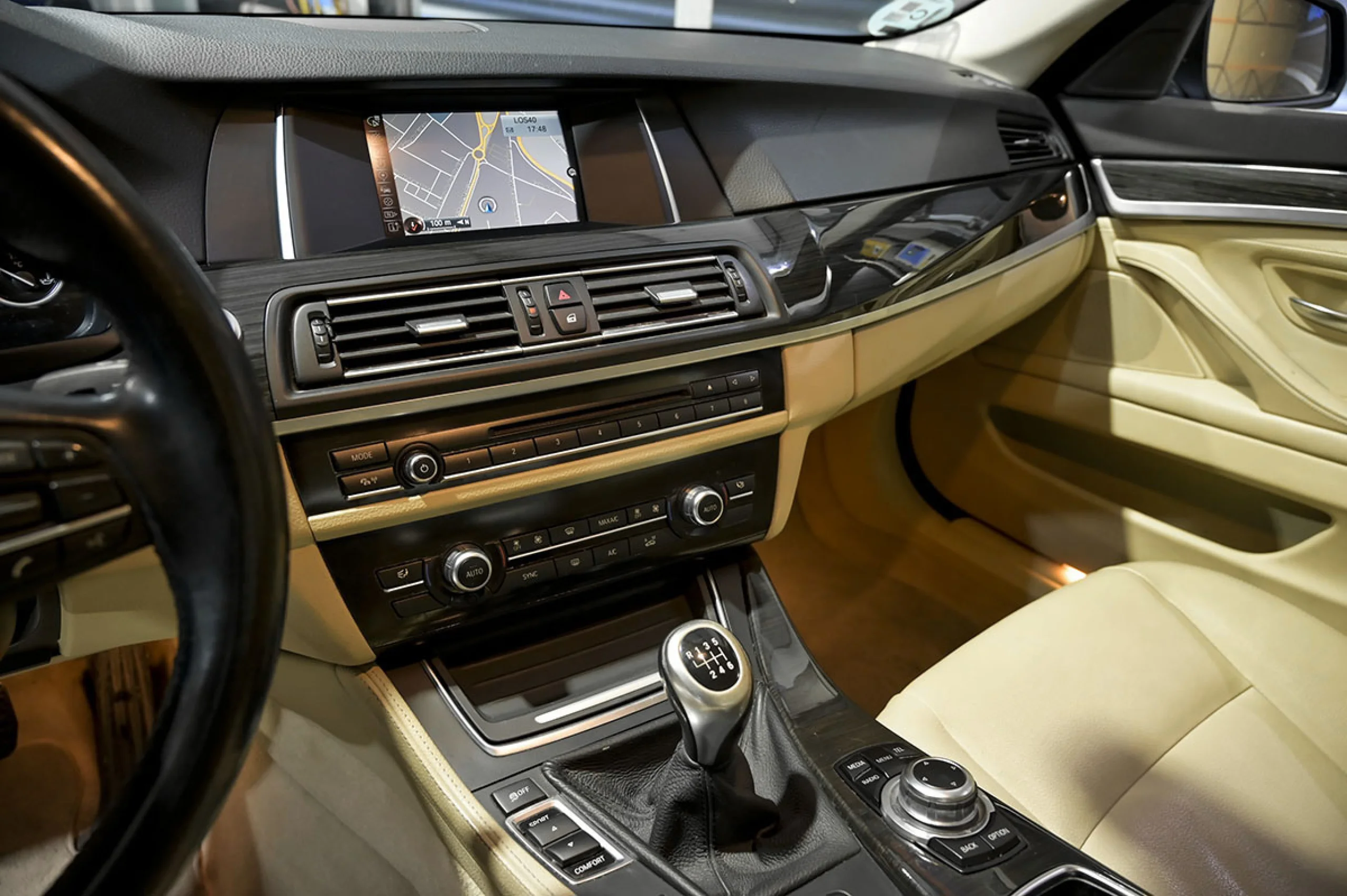 BMW 525 Serie 5 525d - Foto 29