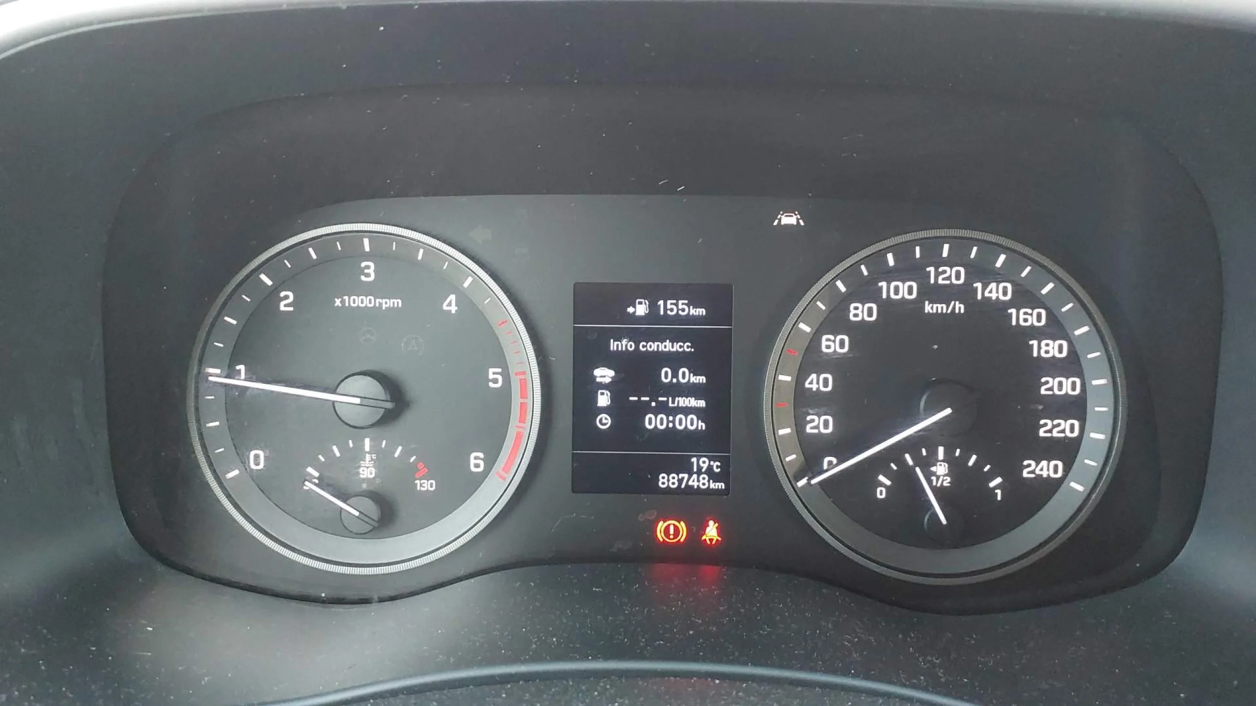 Hyundai Tucson 1.6 CRDI 85kW (116CV) 48V SLE 4X2 - Foto 7