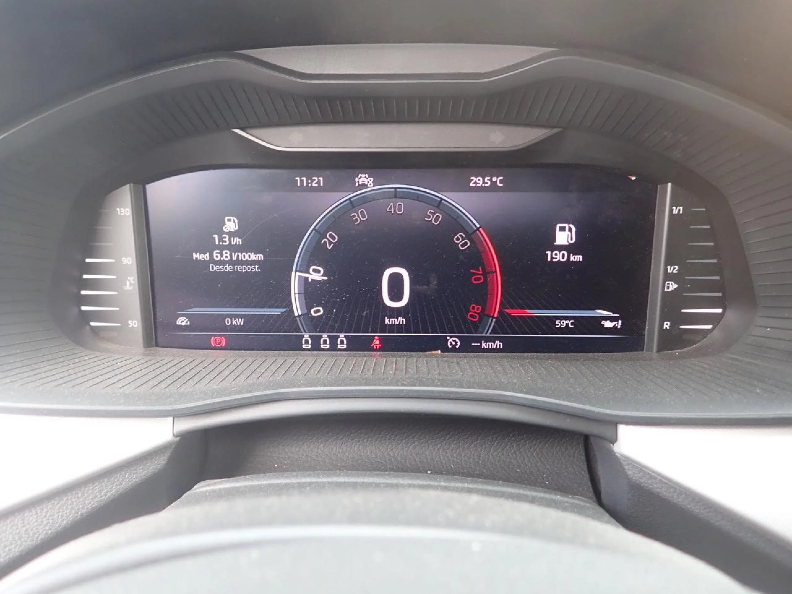 Skoda Kamiq 1.0 TSI 81kW (110CV) Emotion - Foto 7