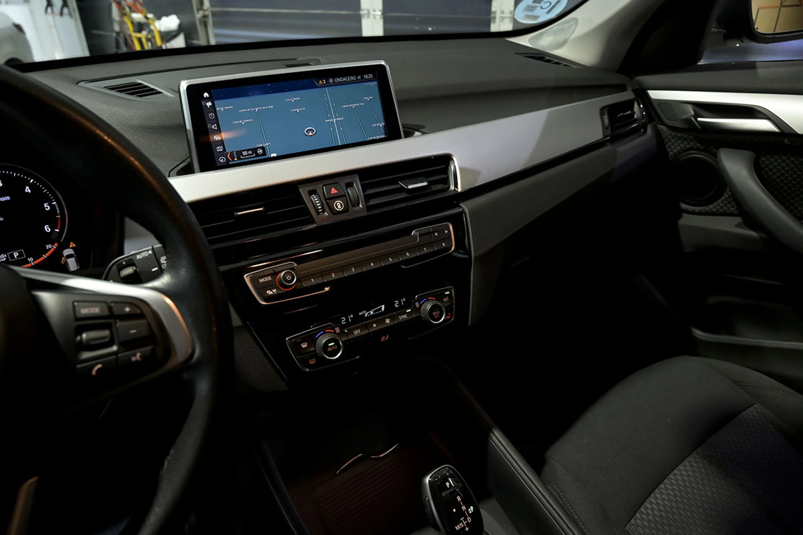 BMW X1 xDrive18d - Foto 24