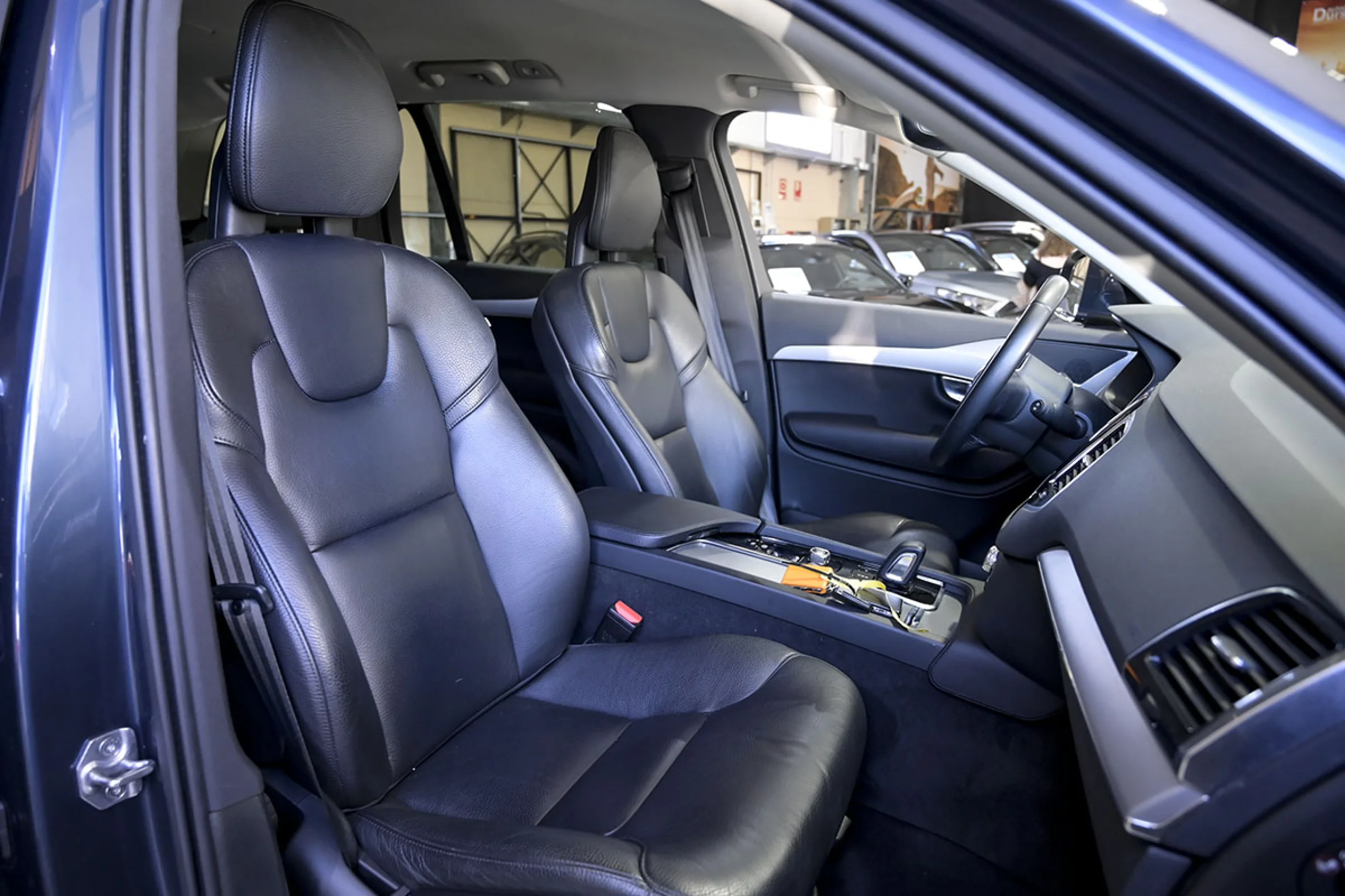 Volvo XC 90 XC90 2.0 B5 D AWD Momentum Pro Auto - Foto 32