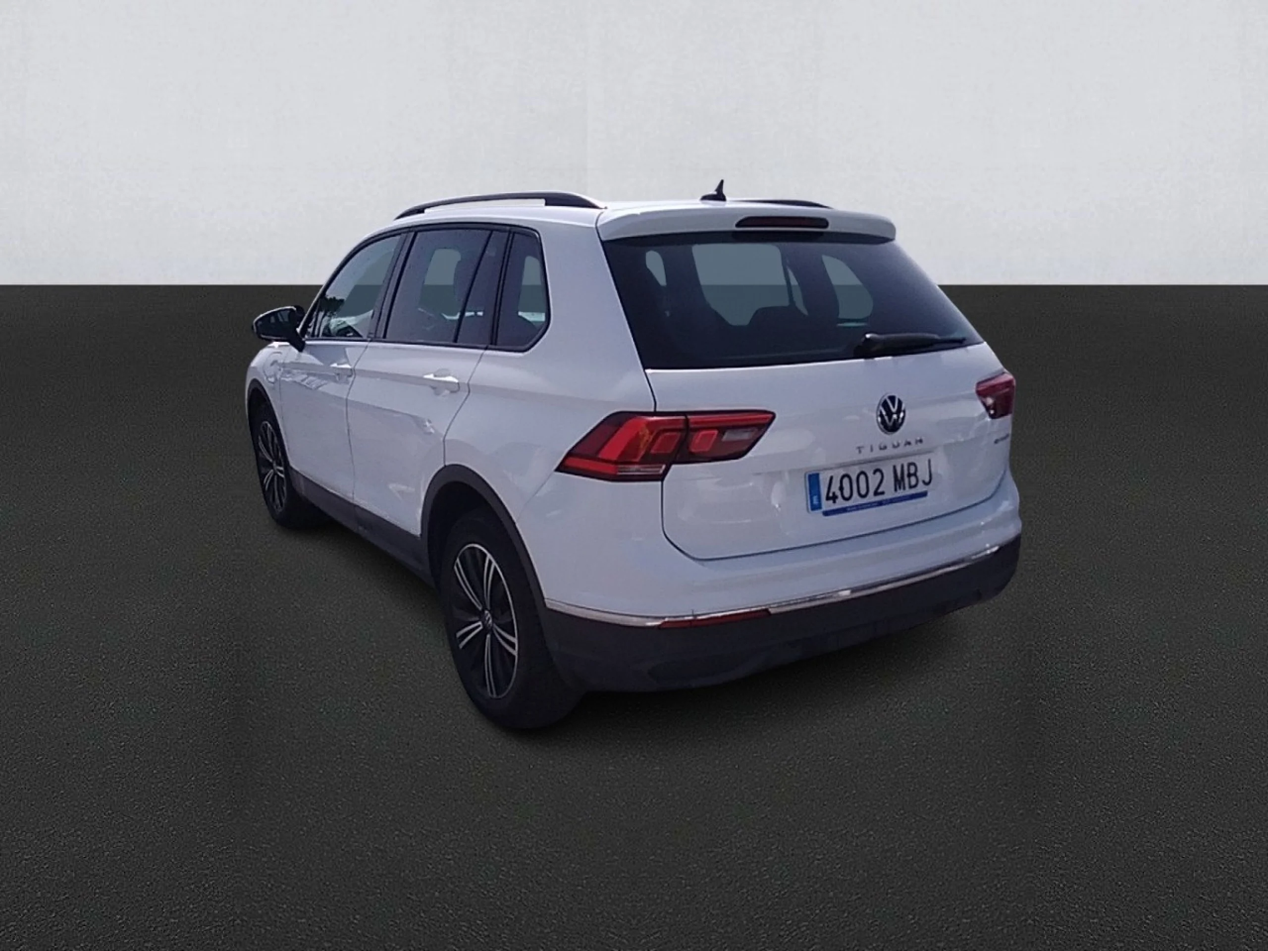 Volkswagen Tiguan Life 1.4 TSI eHybrid 180kW (245CV) DSG - Foto 6