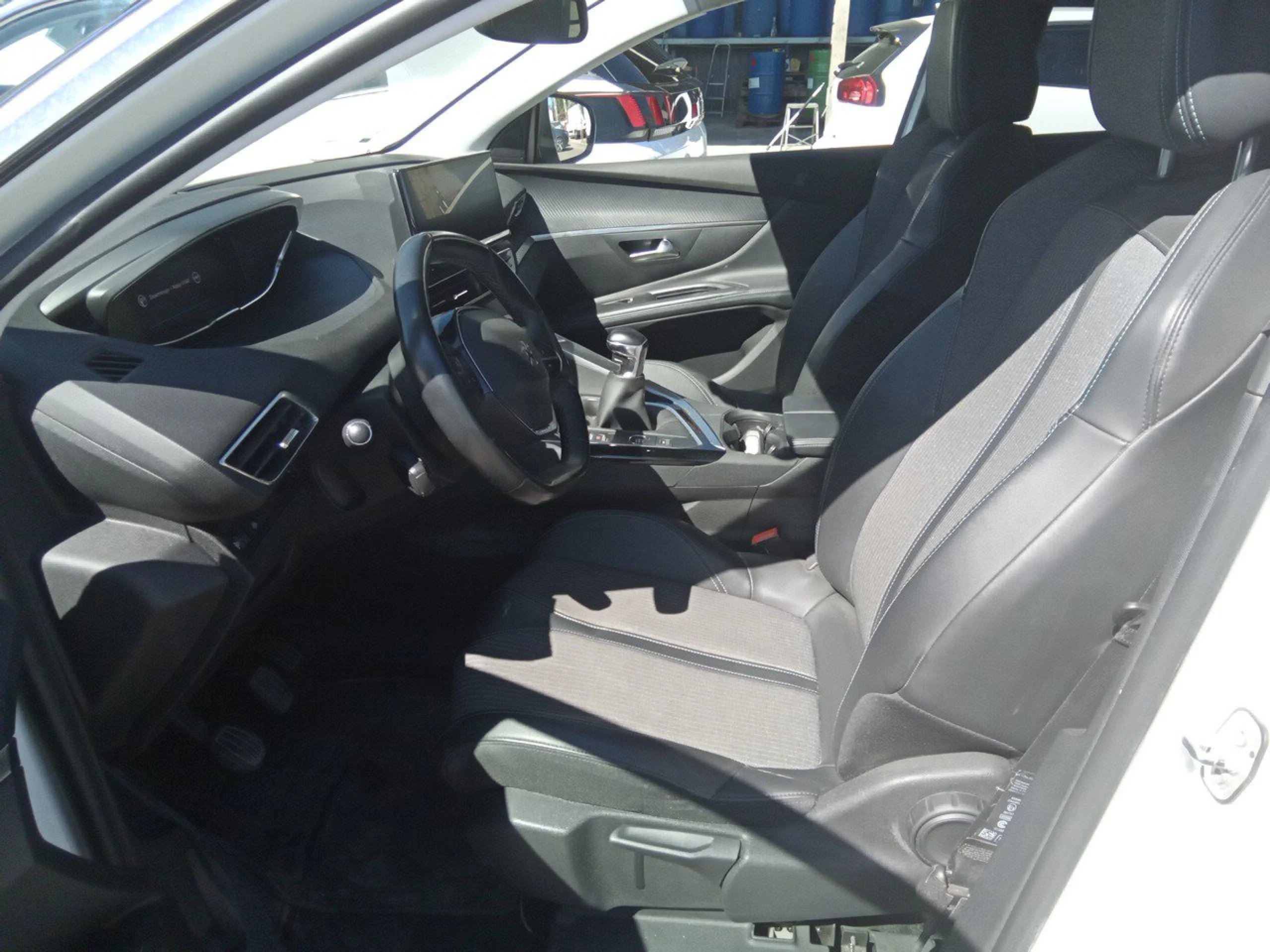 Peugeot 5008 1.5 BlueHDi 96kW (130CV) S&amp;S Allure - Foto 7