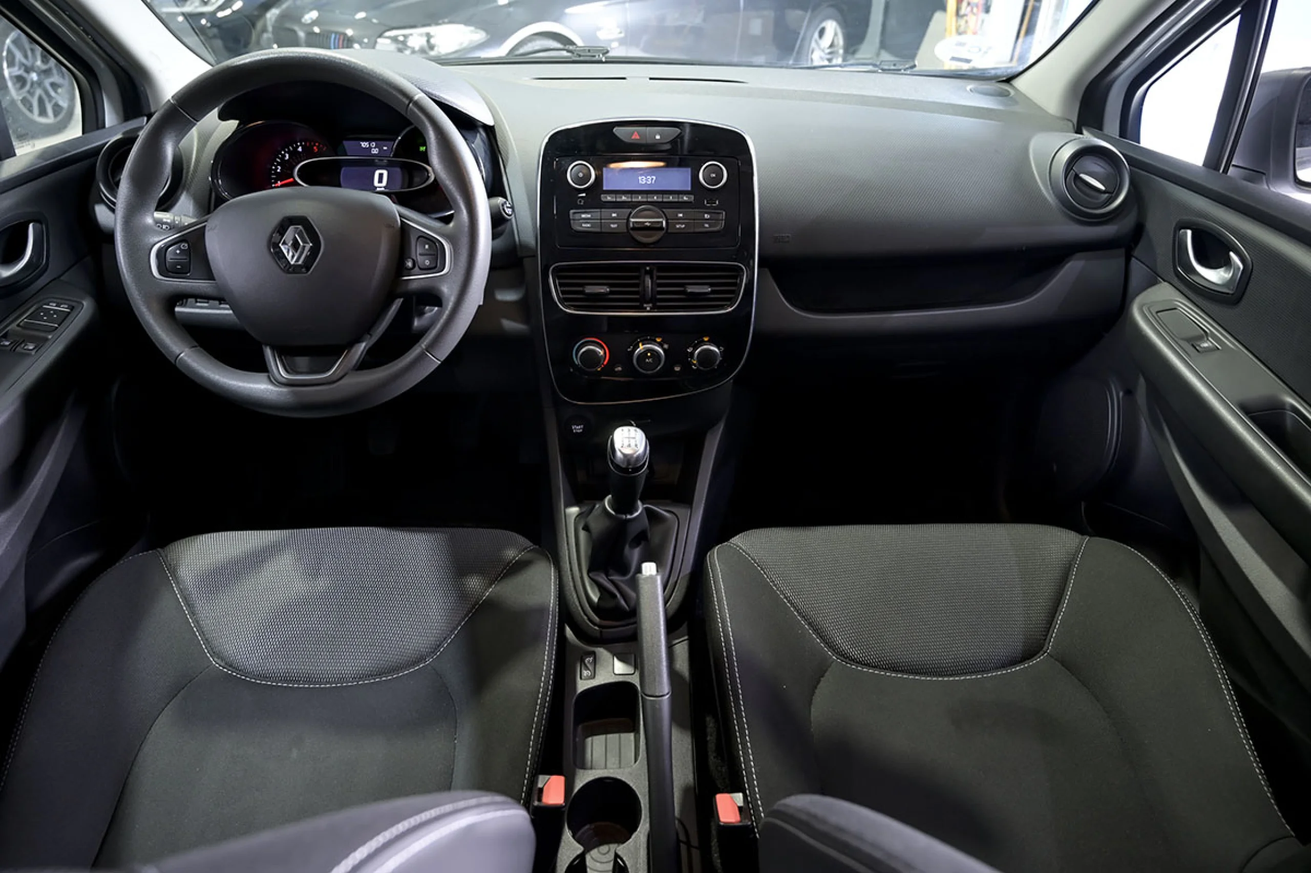 Renault Clio Business dCi 55kW 75CV 18 - Foto 8
