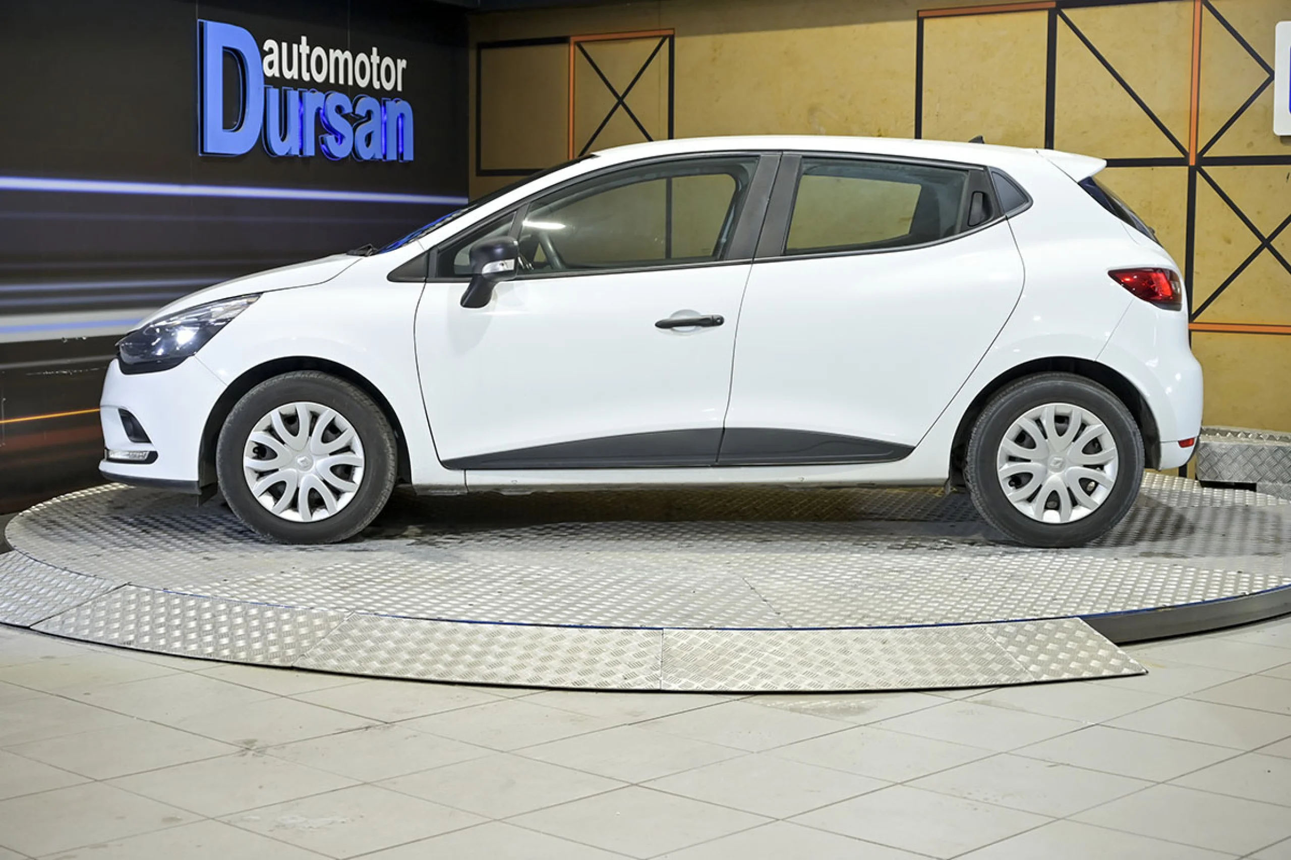 Renault Clio Business dCi 55kW 75CV 18 - Foto 12