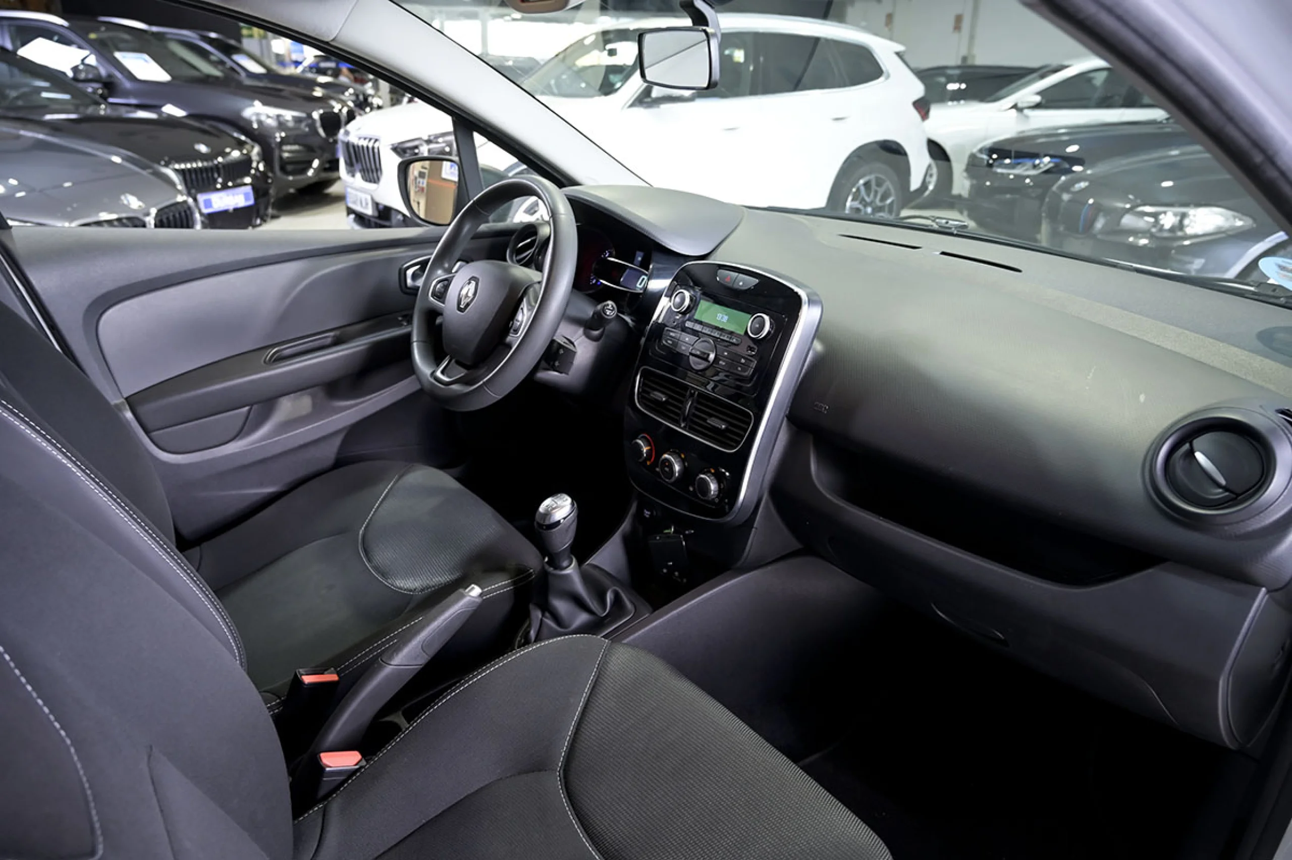 Renault Clio Business dCi 55kW 75CV 18 - Foto 23