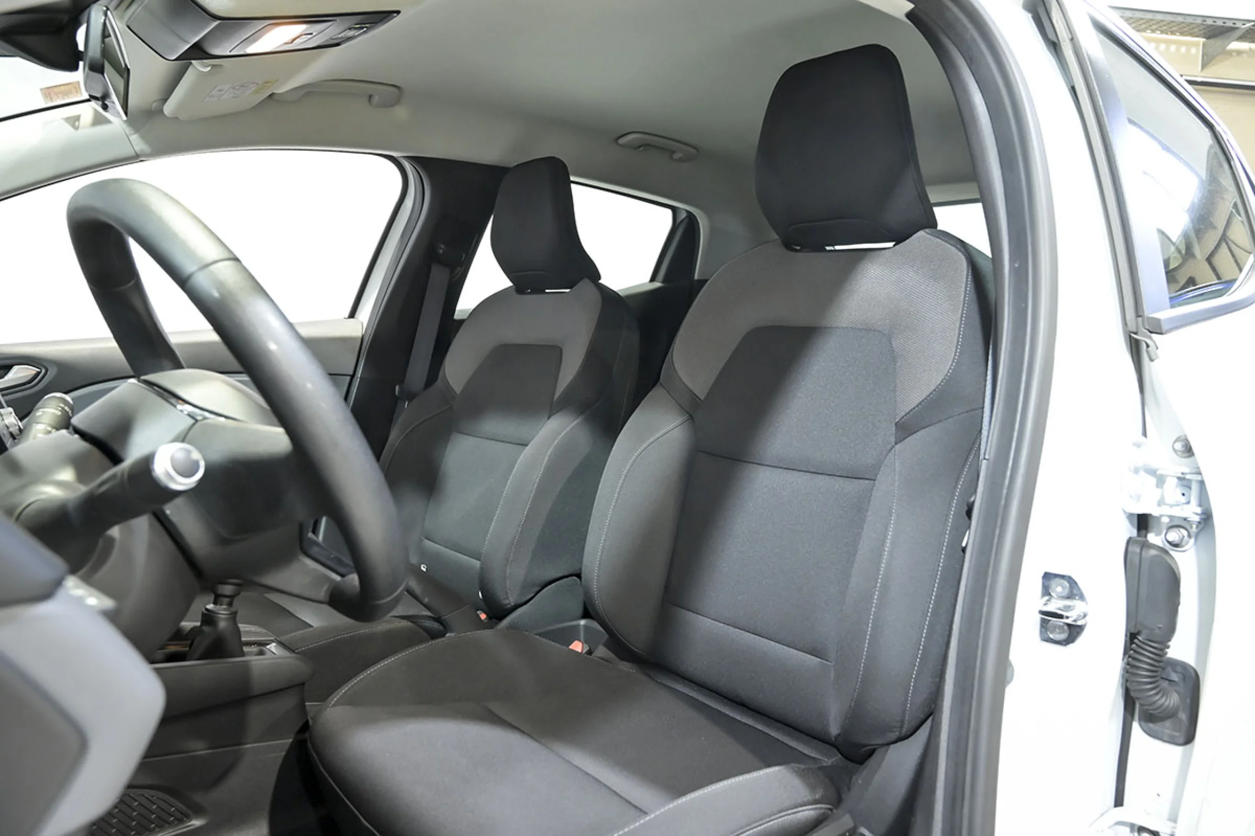 Renault Clio Business Blue dCi 63 kW 85CV - Foto 9