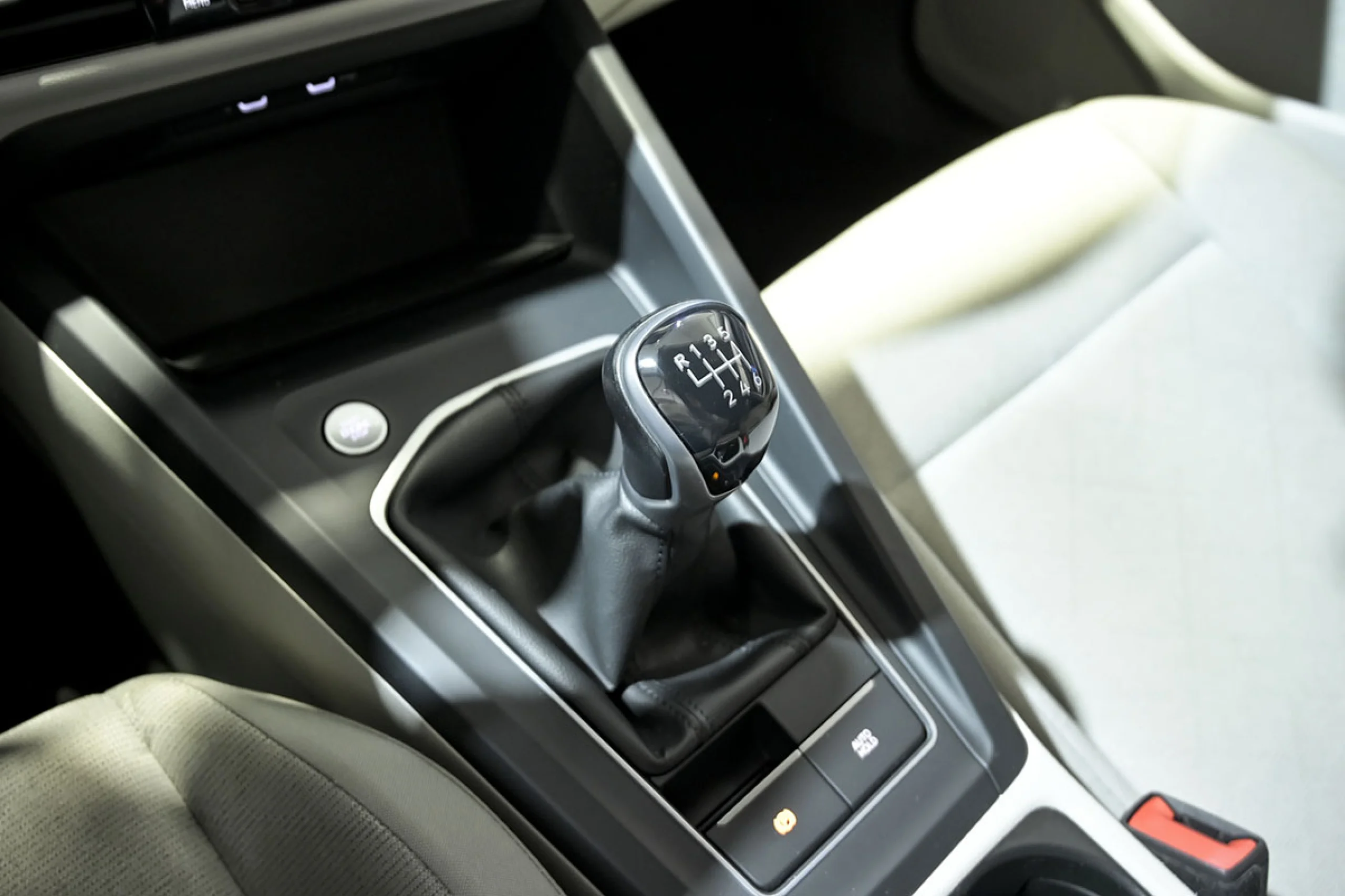 Volkswagen Golf Life 1.5 TSI 96kW 130CV - Foto 27