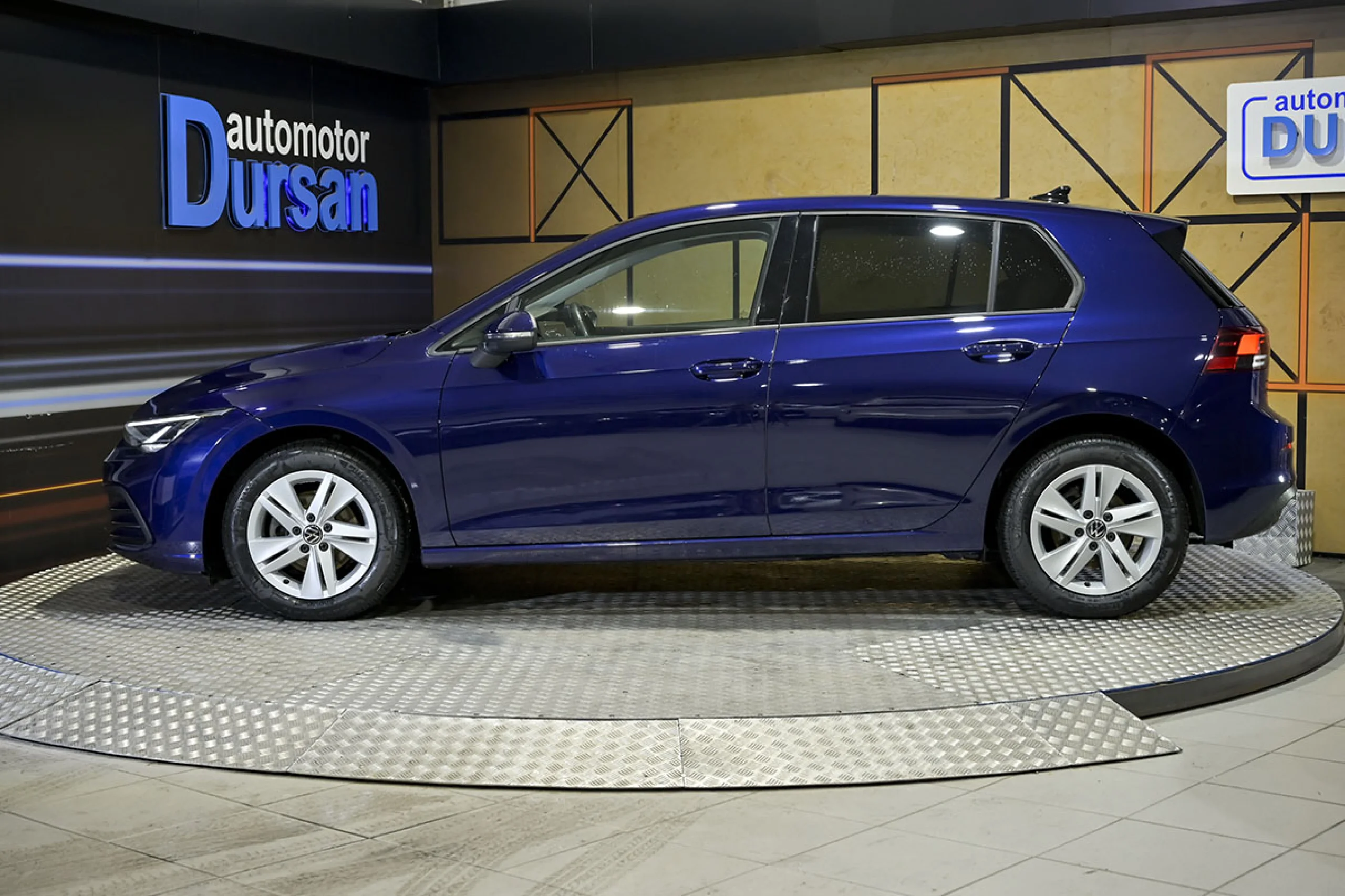 Volkswagen Golf Life 1.5 TSI 96kW 130CV - Foto 32