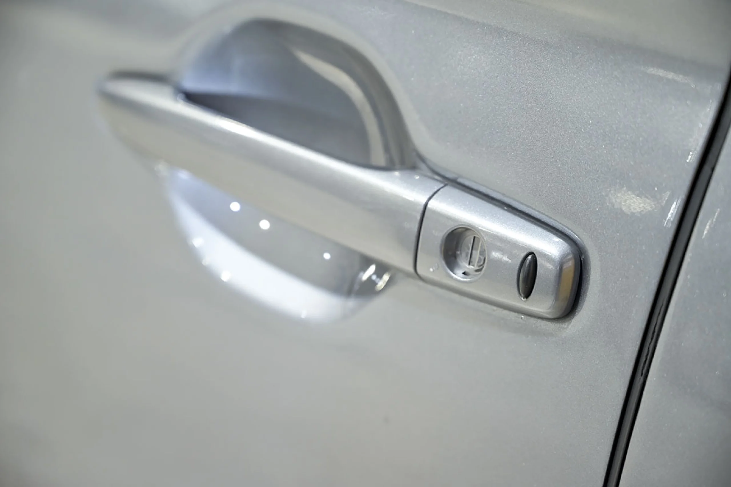 Mitsubishi Outlander 2.4 PHEV Kaiteki Auto 4WD - Foto 22