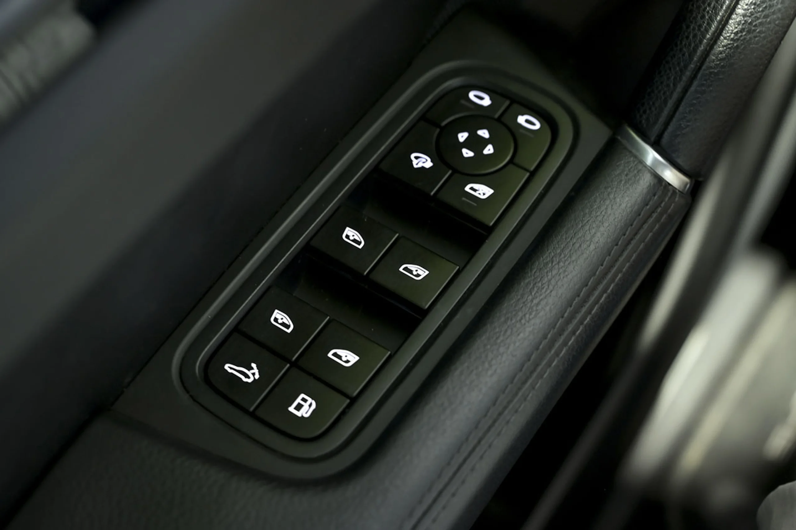 Porsche Cayenne EHybrid Platinum Edition - Foto 22