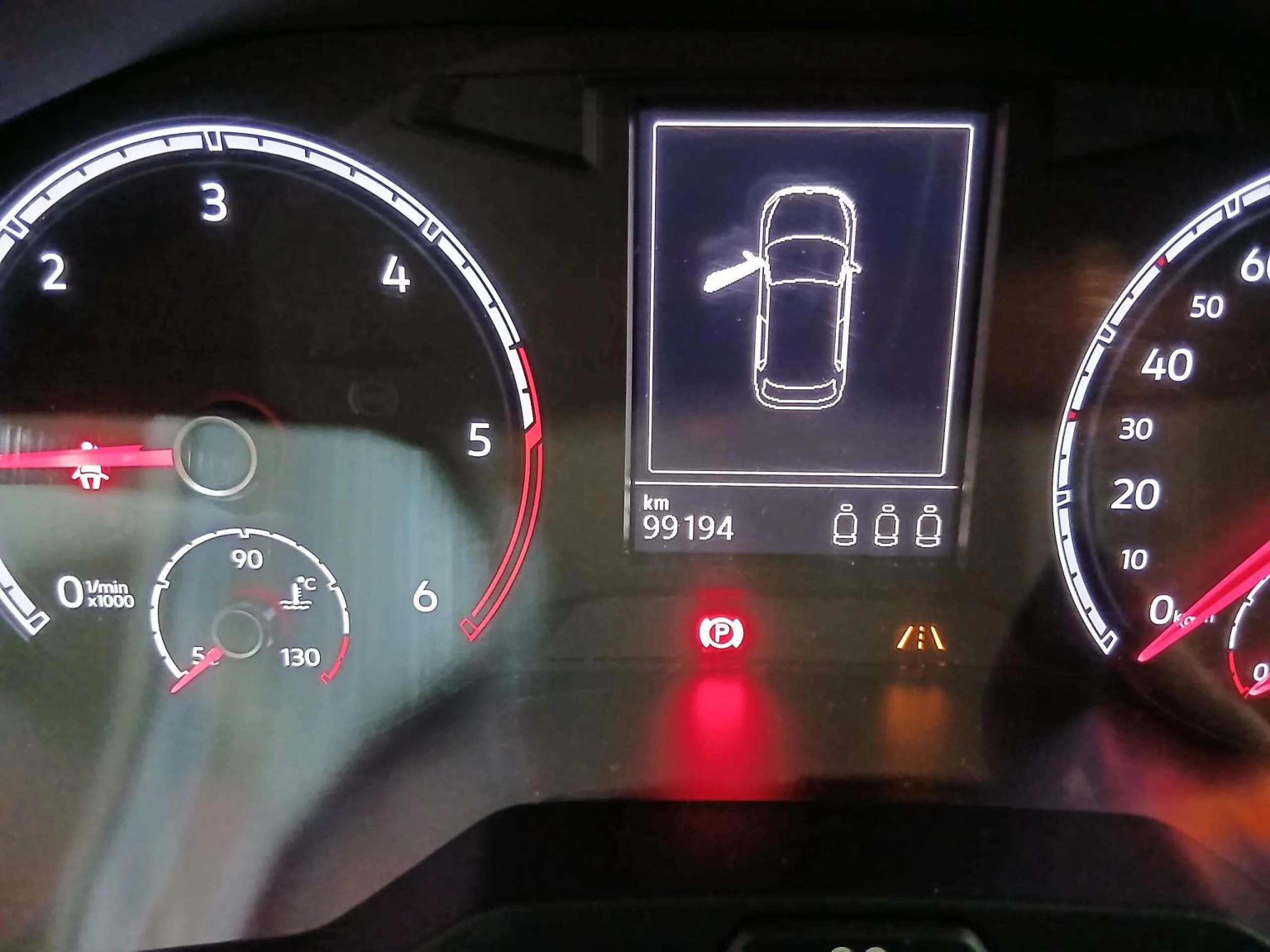 Volkswagen T-Roc Edition 1.6 TDI 85kW (115CV) - Foto 6