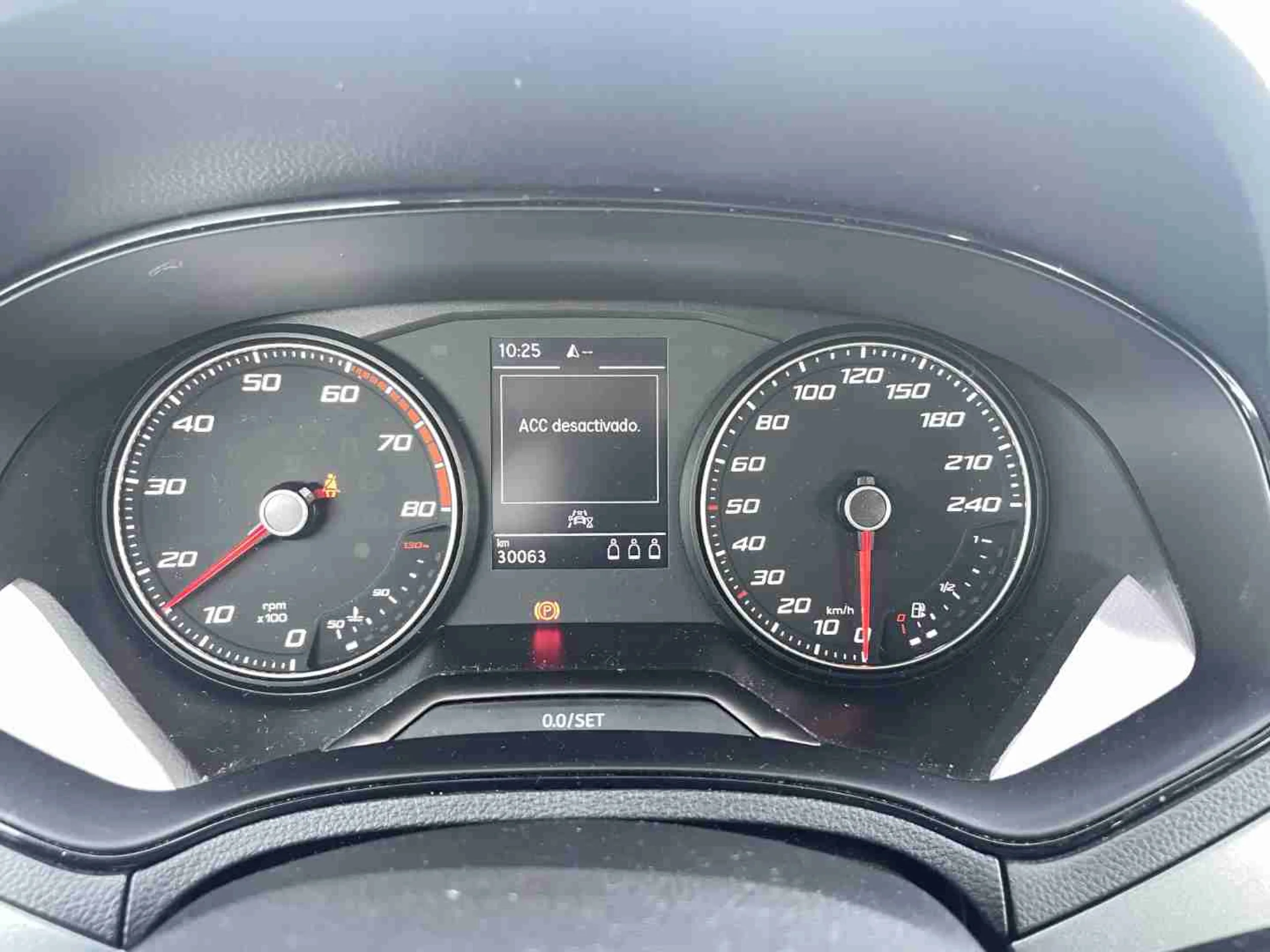 Seat Arona 1.0 TSI 81kW (110CV) Style Go2 - Foto 7