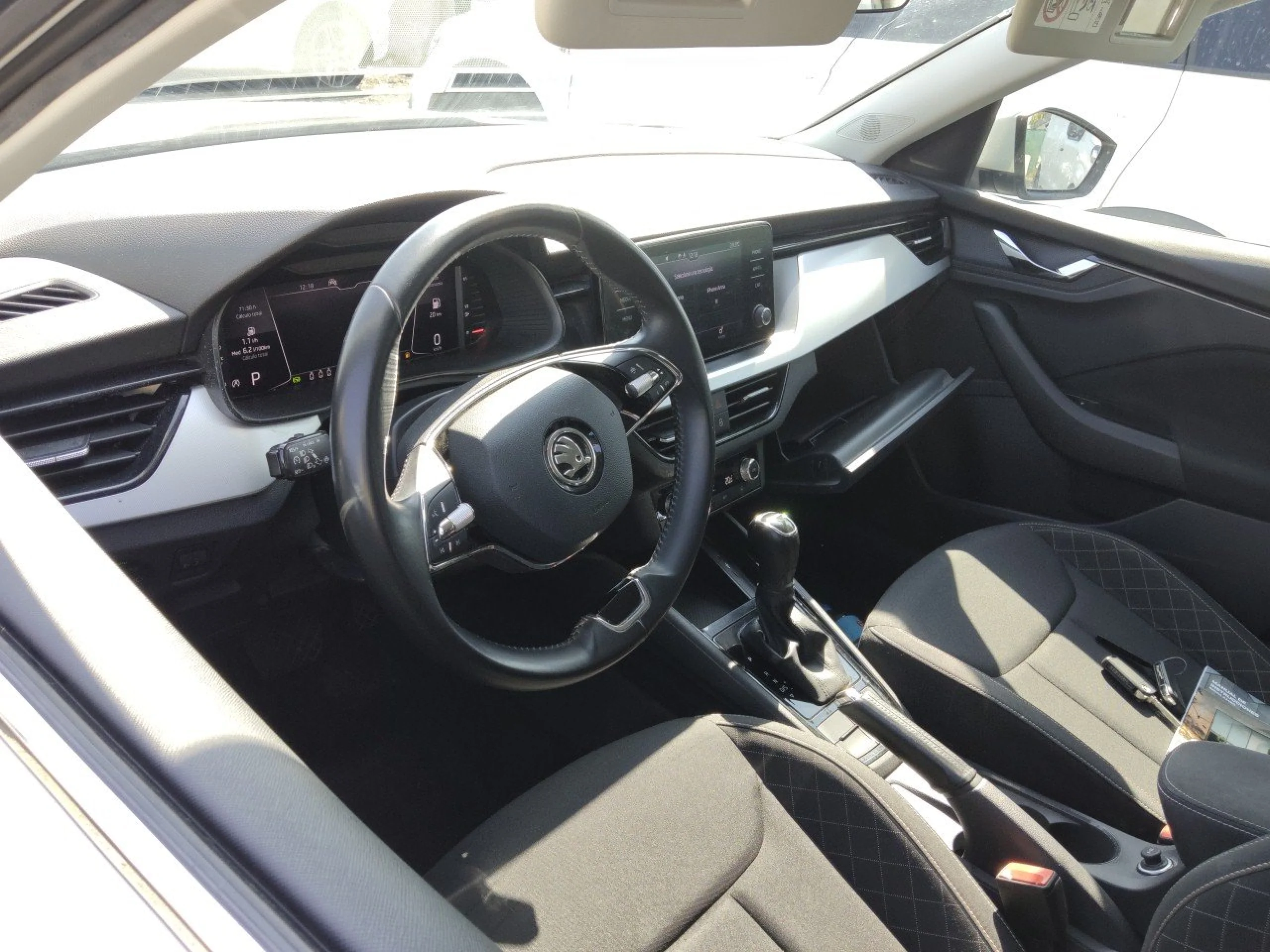 Skoda Kamiq 1.0 TSI 81kW (110CV) DSG Ambition - Foto 7