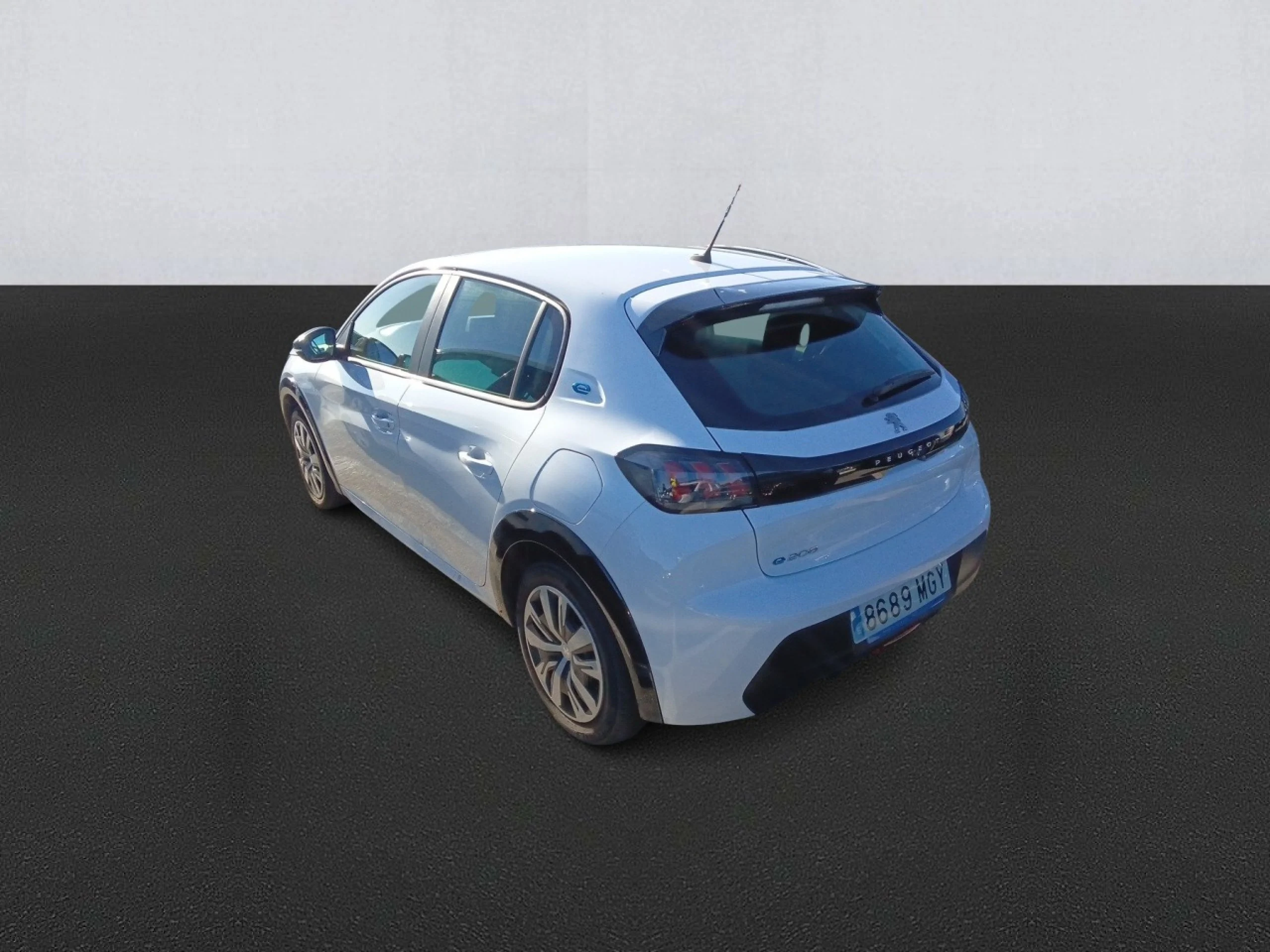 Peugeot 208 Eléctrico Active - Foto 6