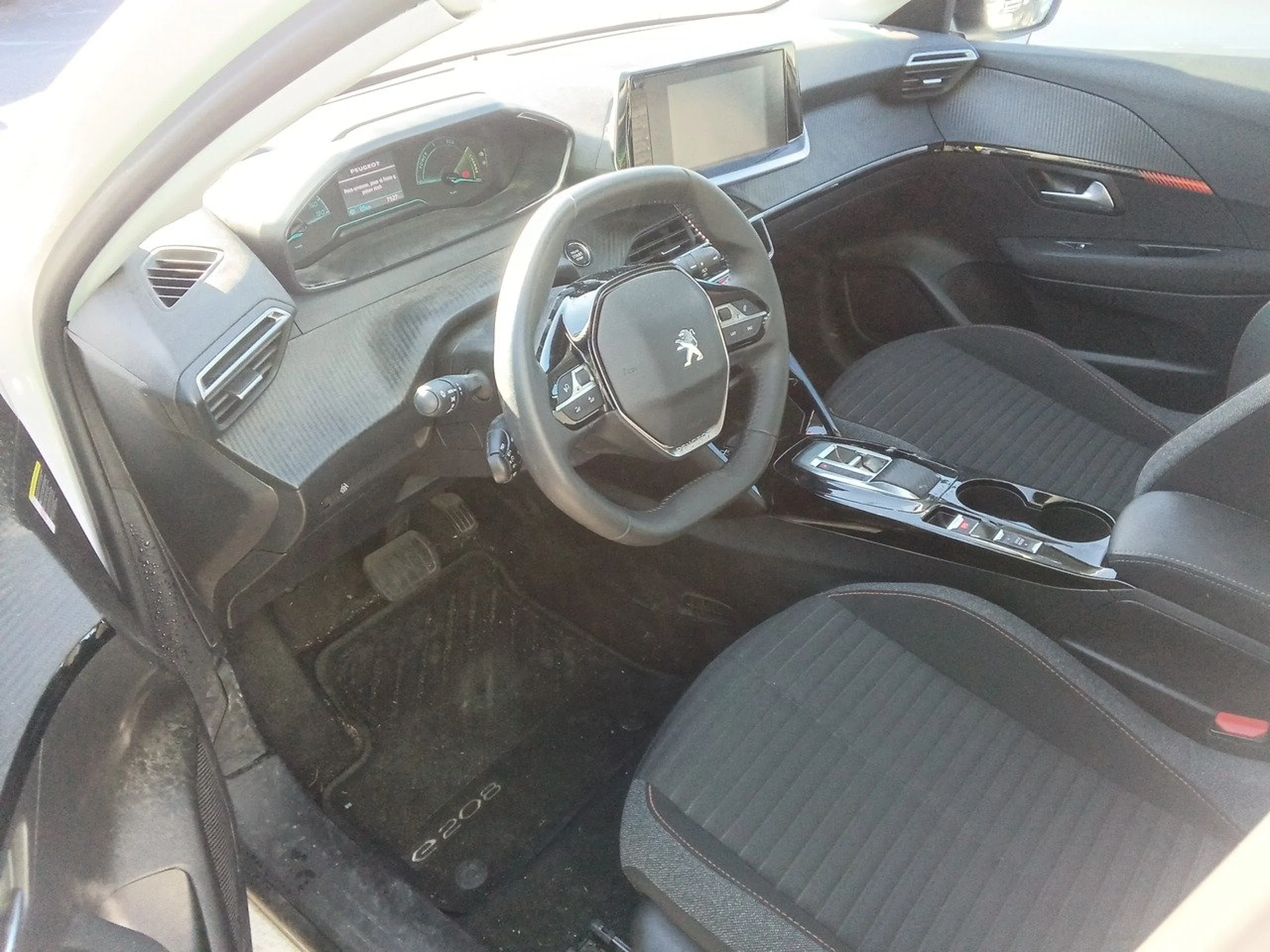 Peugeot 208 Eléctrico Active - Foto 7