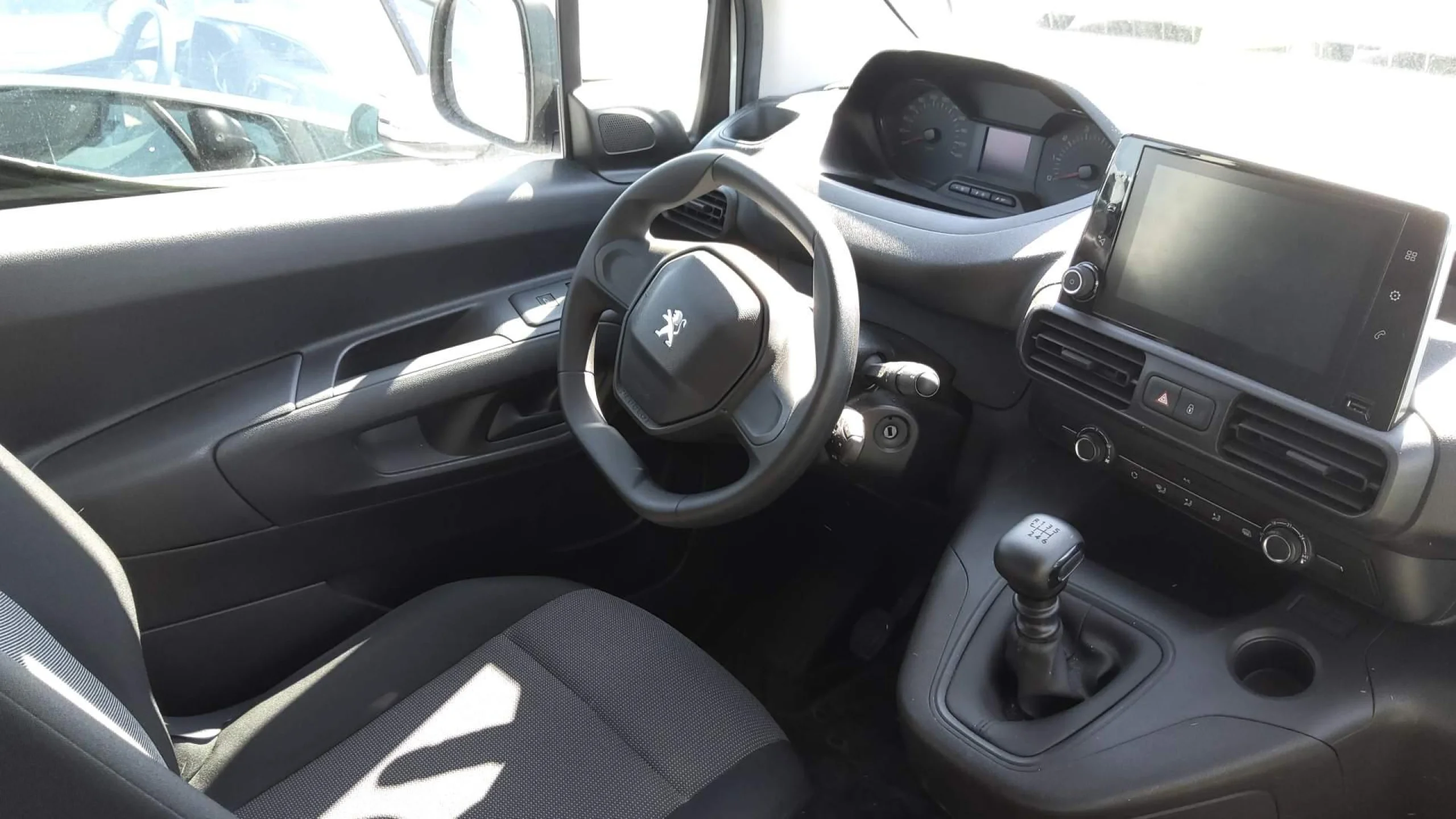 Peugeot Partner Standard 600kg BlueHDi 73kW - Foto 5