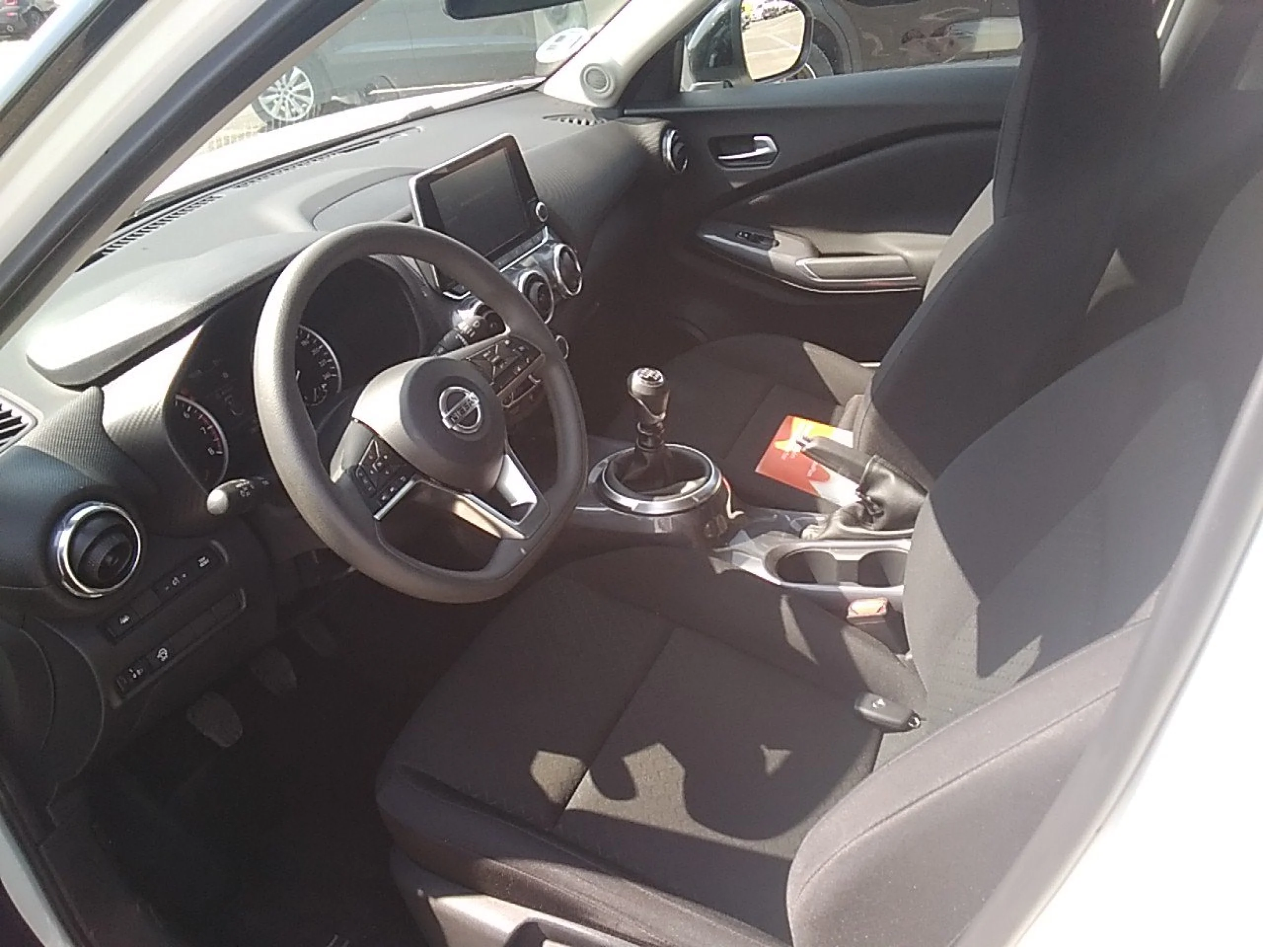 Nissan Juke DIG-T 84 kW (114 CV) 6M/T Acenta - Foto 7