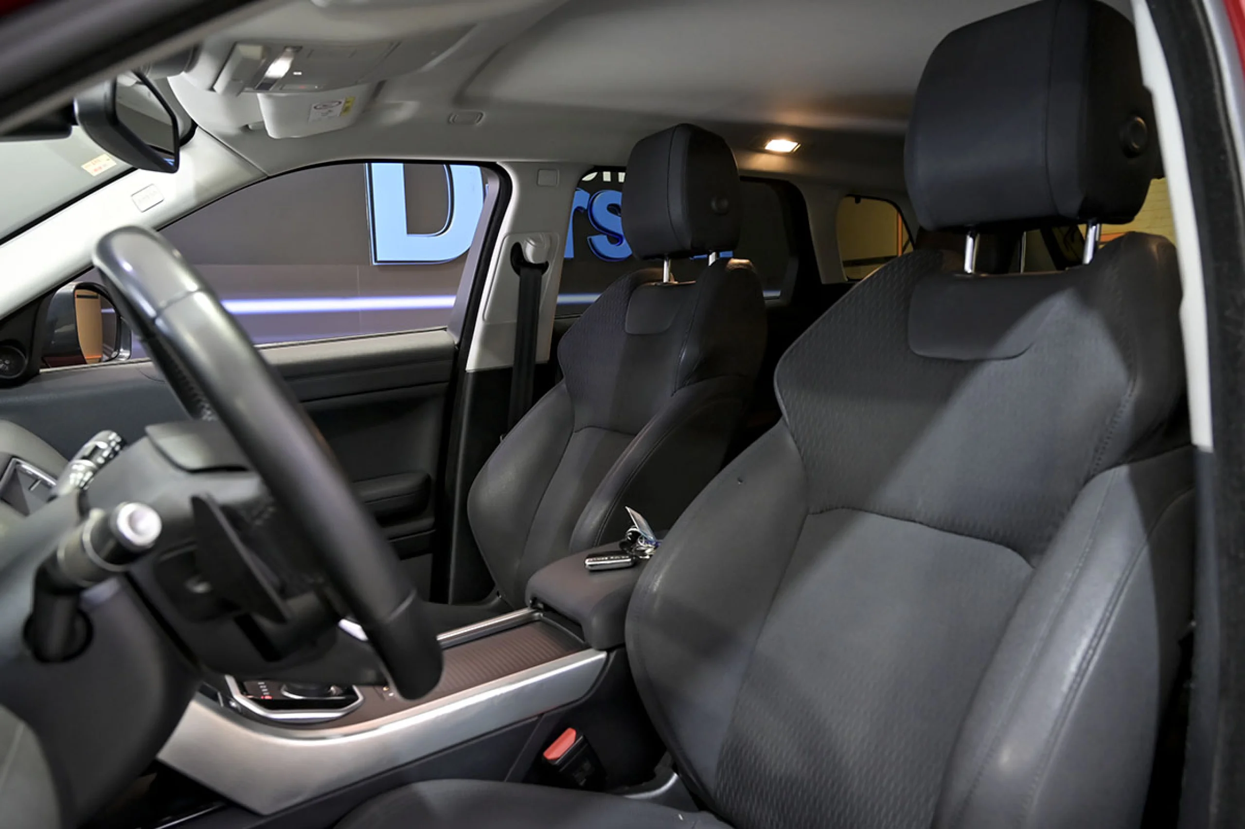 Land Rover Range Rover Evoque 2.0L TD4 Diesel 110kW 150CV 4x4 SE - Foto 22