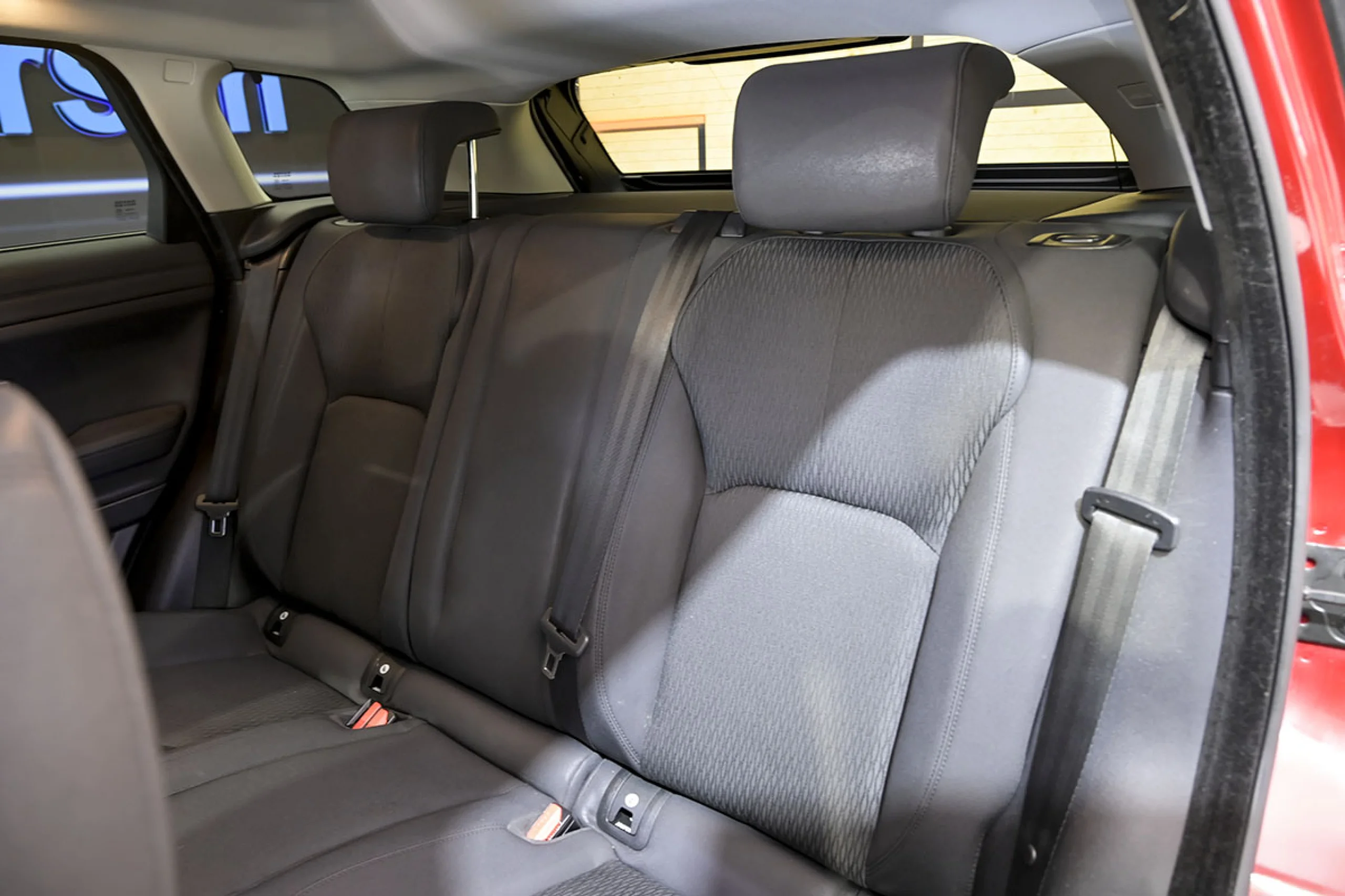 Land Rover Range Rover Evoque 2.0L TD4 Diesel 110kW 150CV 4x4 SE - Foto 17