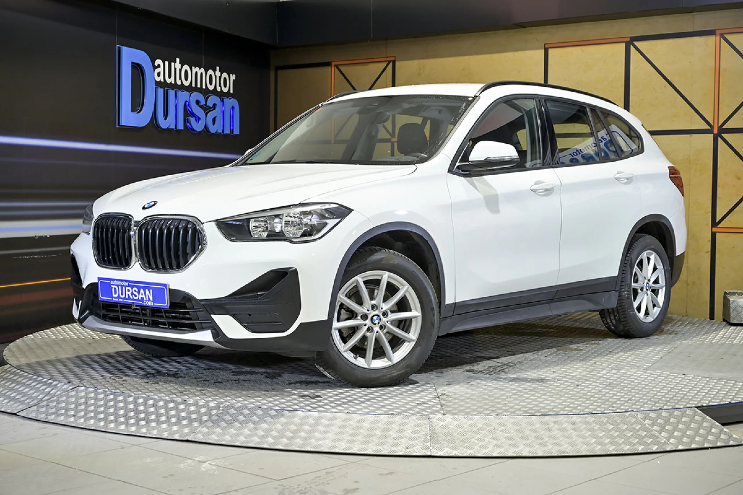 BMW X1 sDrive16d - Foto 1