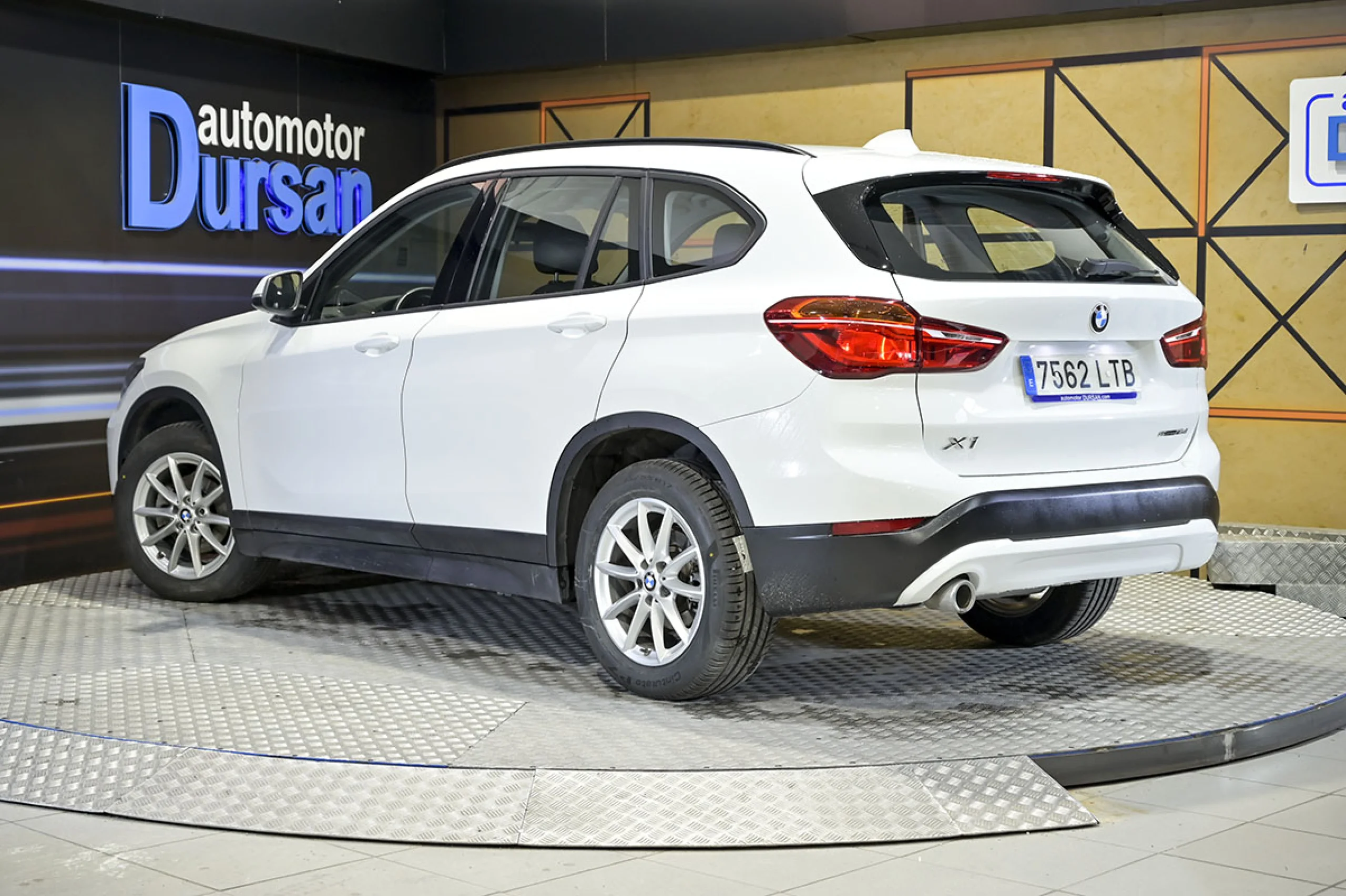 BMW X1 sDrive16d - Foto 4