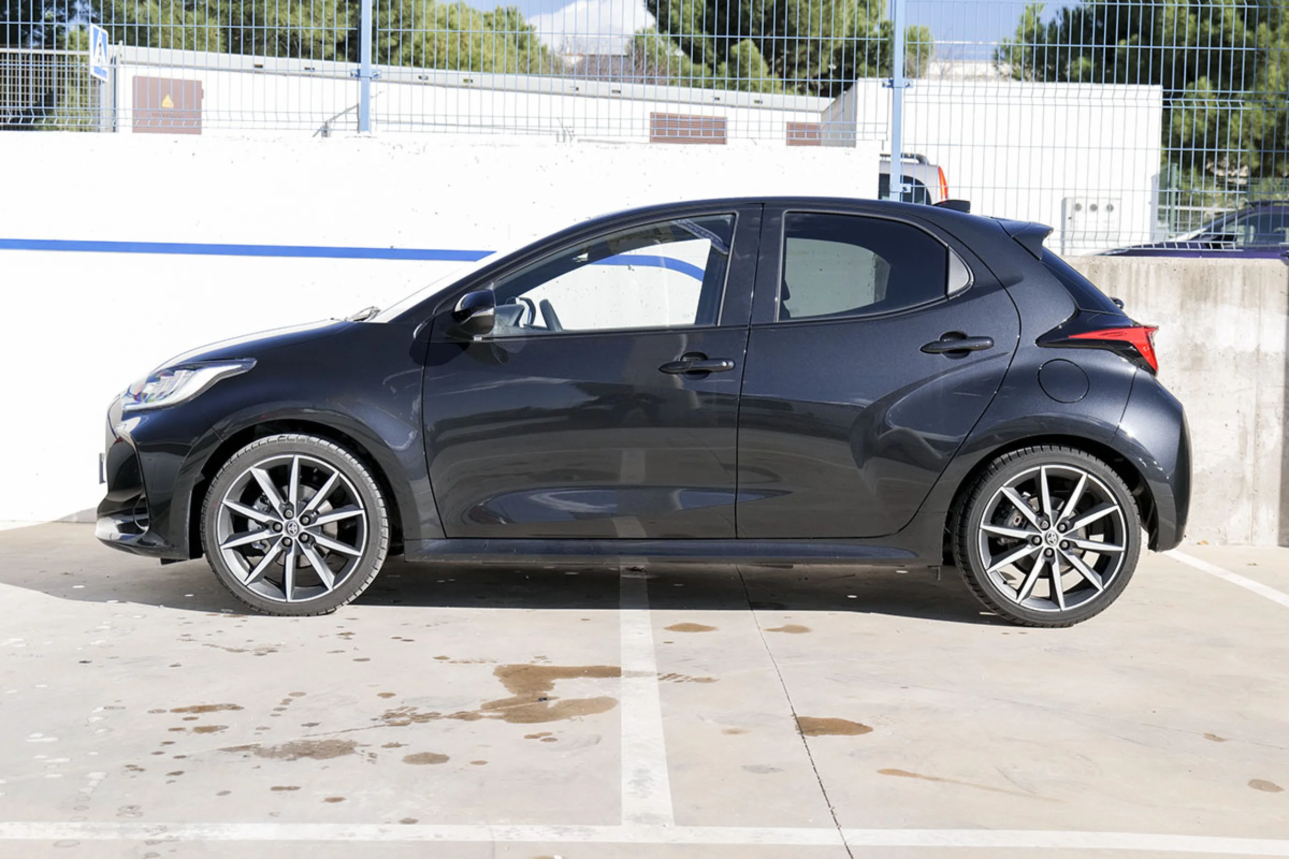 Toyota Yaris 202 - Foto 16