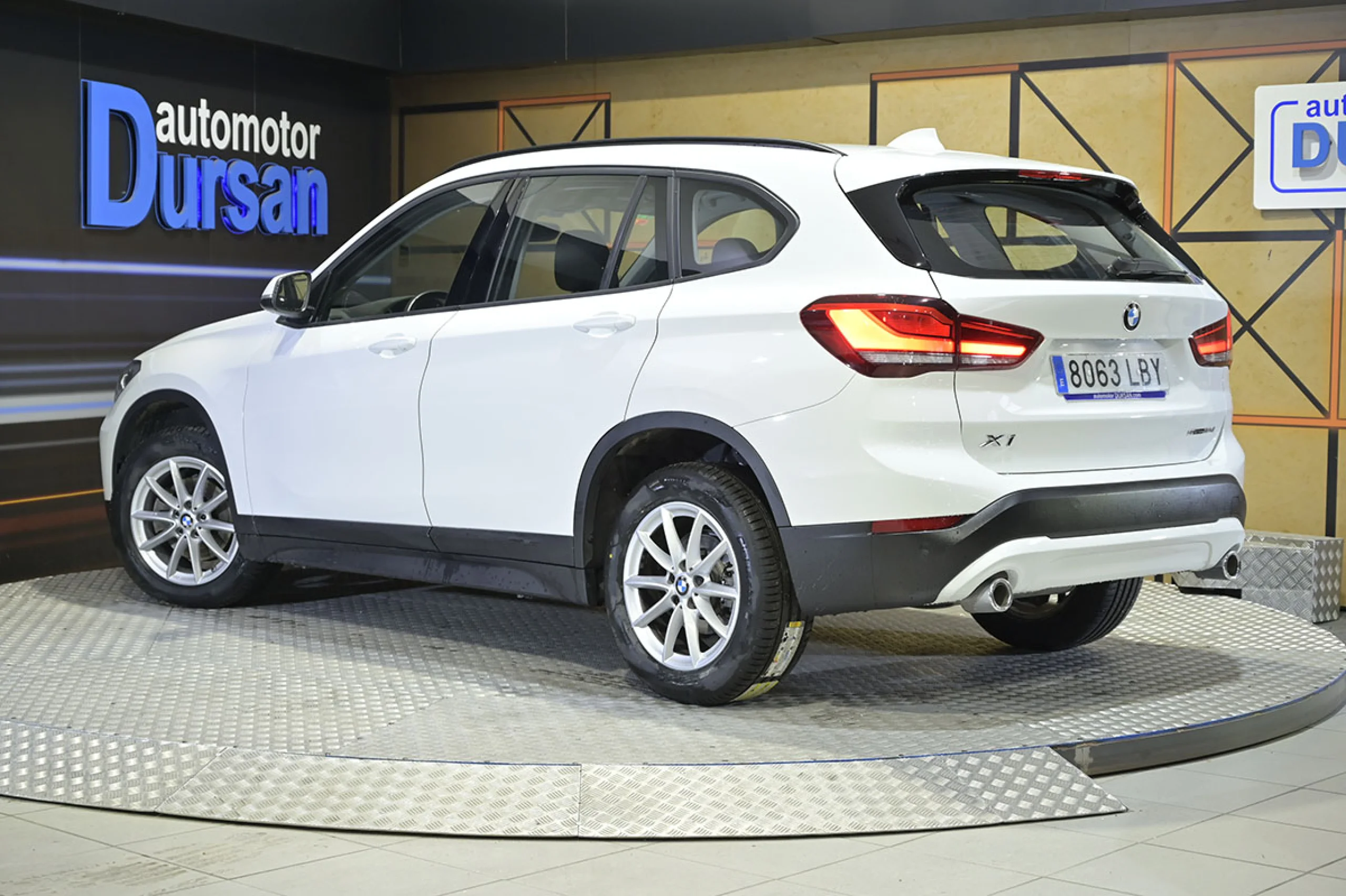BMW X1 sDrive18dA Business - Foto 4