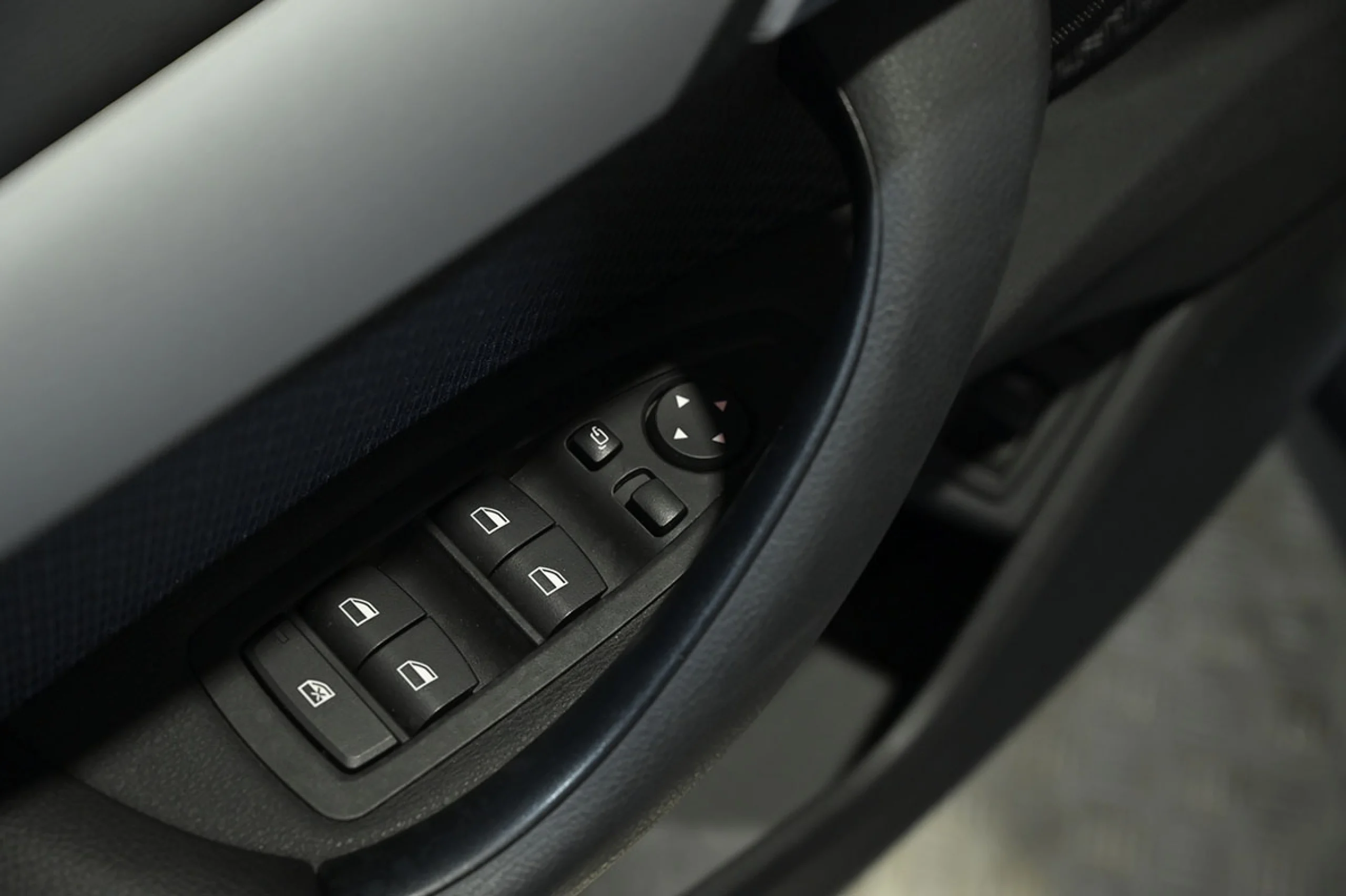 BMW X1 sDrive18dA Business - Foto 32