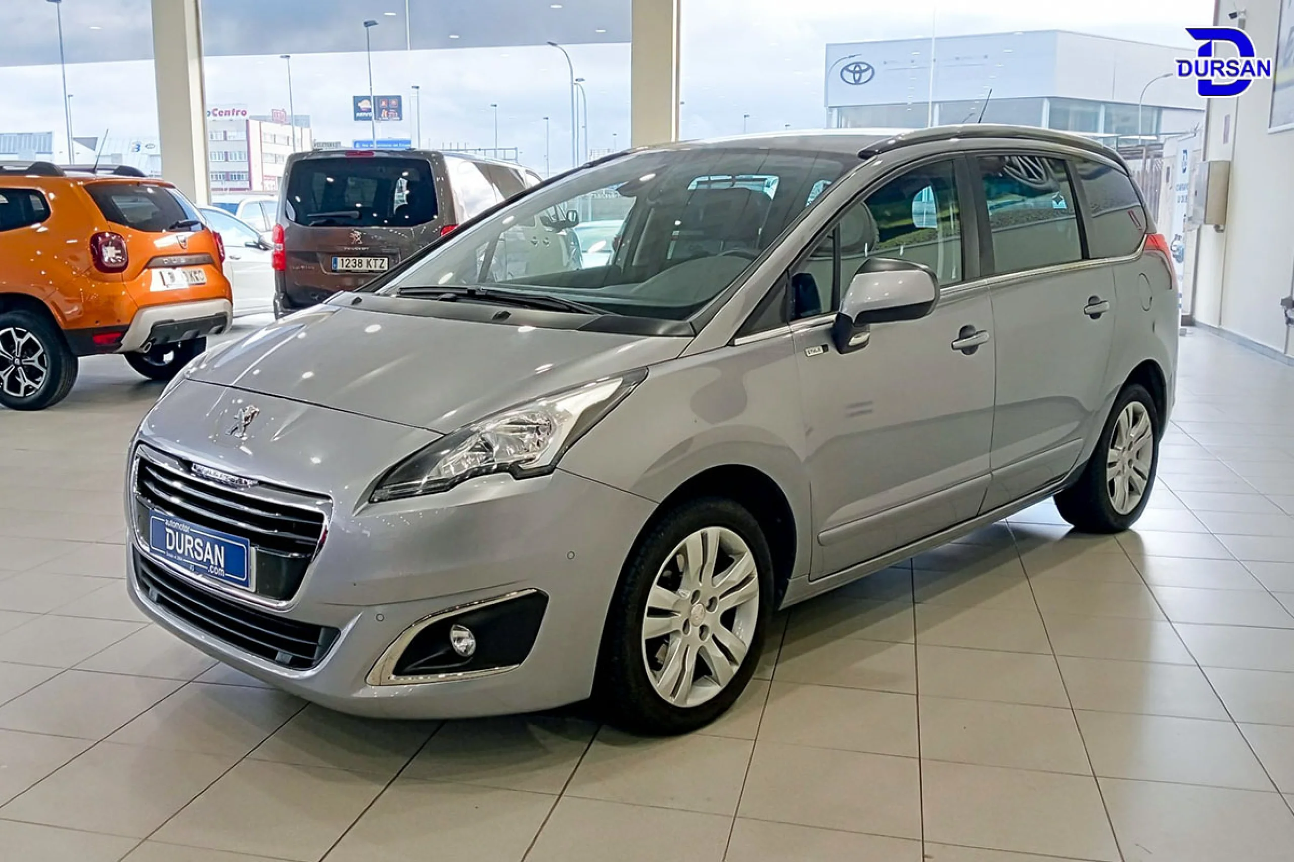 Peugeot 5008 Allure 1.2 PureTech 130 SS - Foto 1