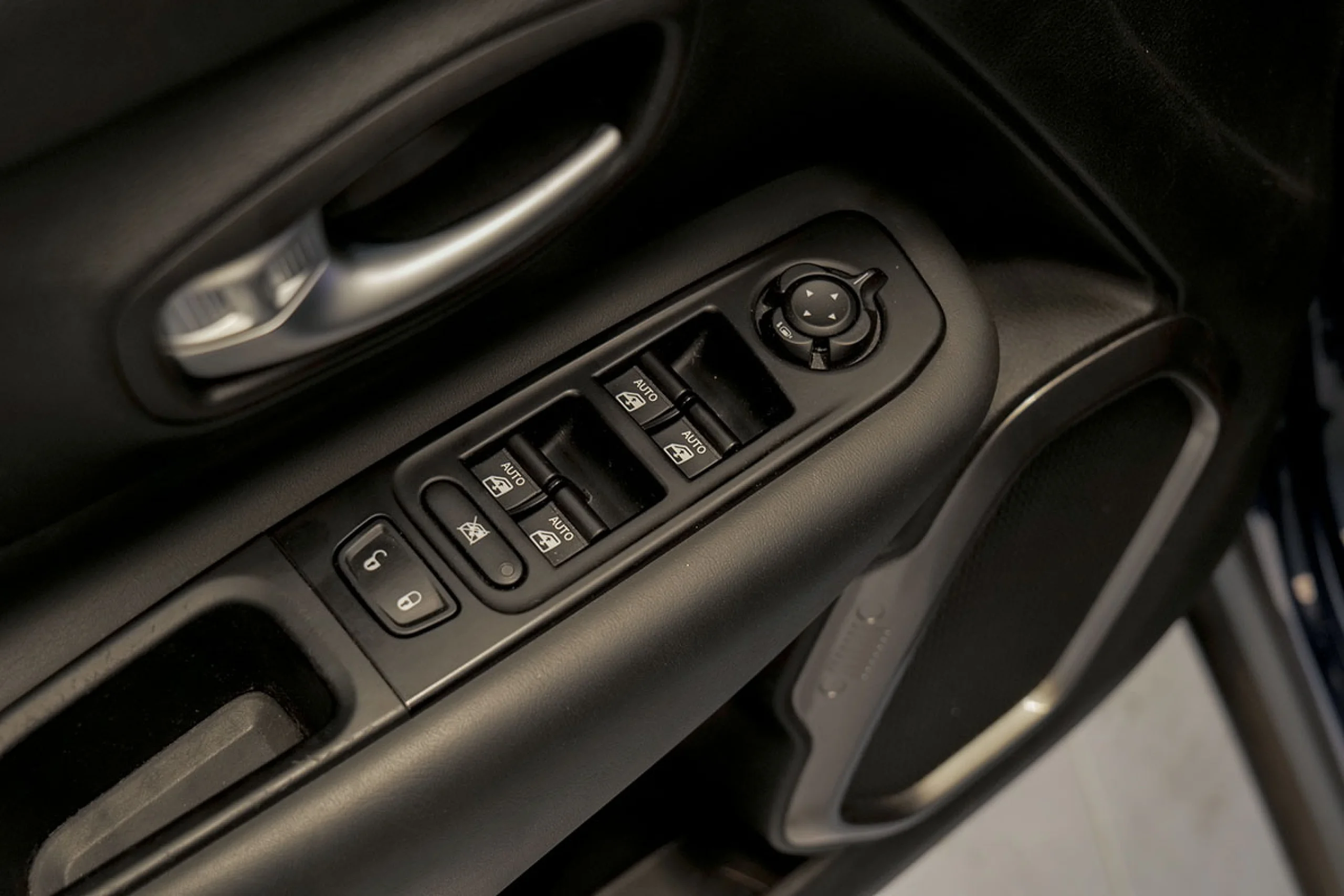 Jeep Renegade Limited 1.0G 88kW 120CV 4x2 - Foto 22