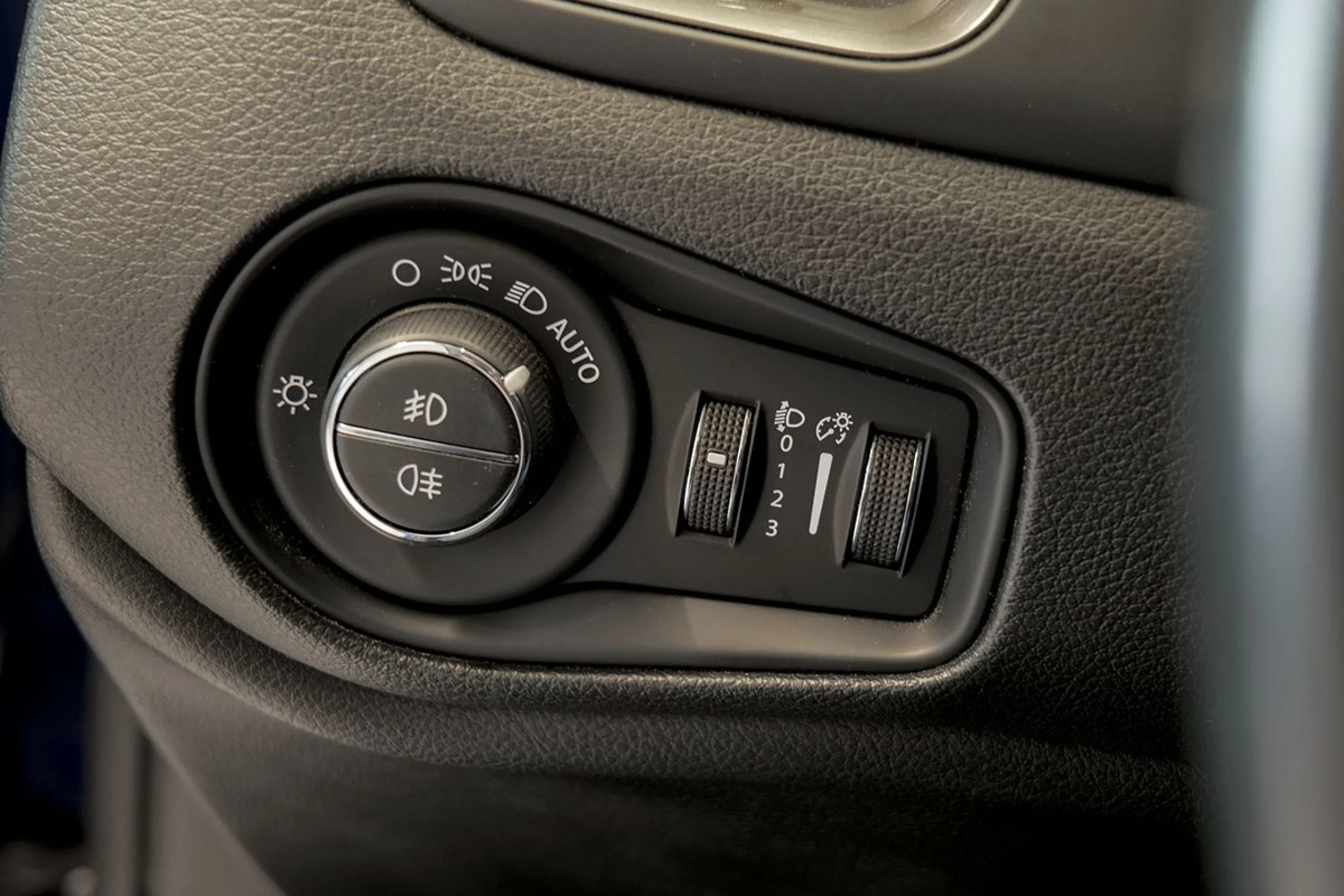 Jeep Renegade Limited 1.0G 88kW 120CV 4x2 - Foto 23