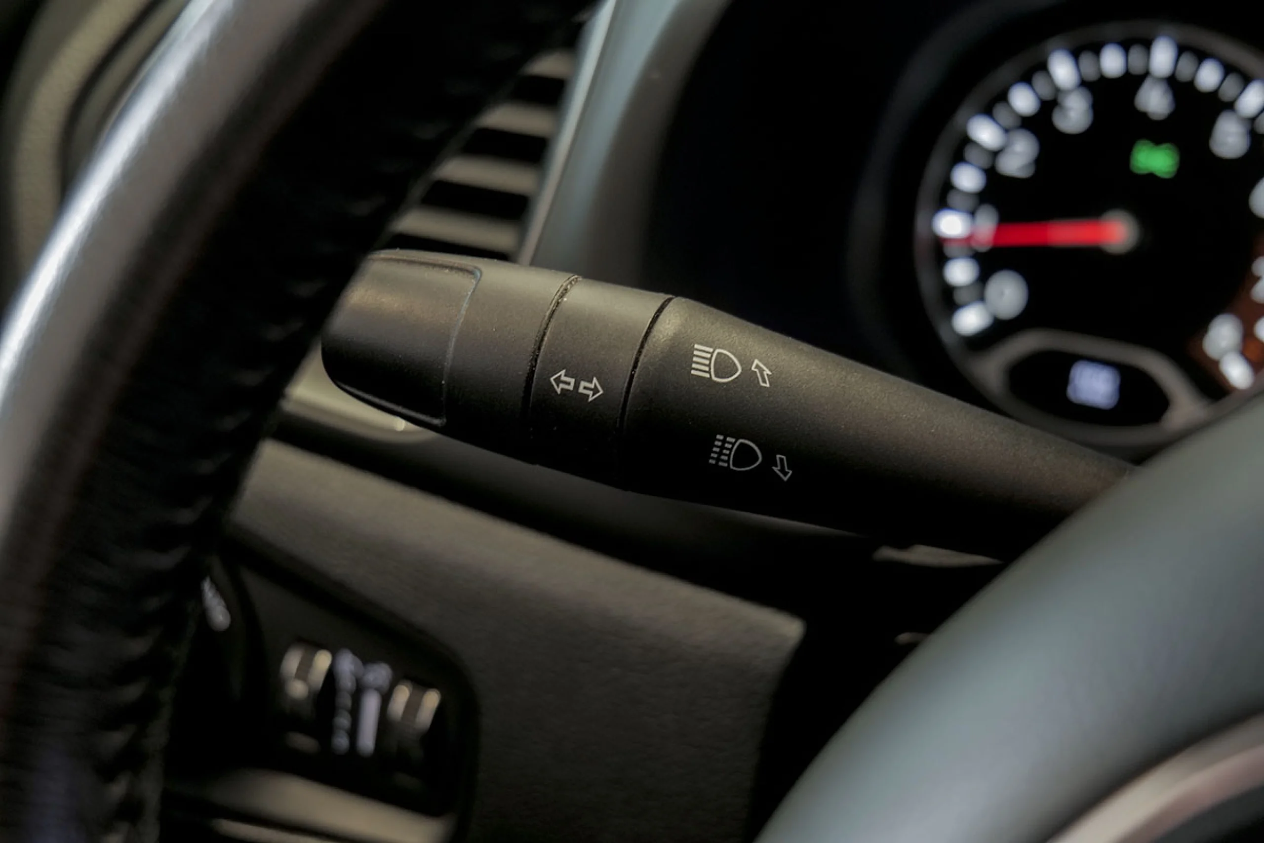 Jeep Renegade Limited 1.0G 88kW 120CV 4x2 - Foto 24