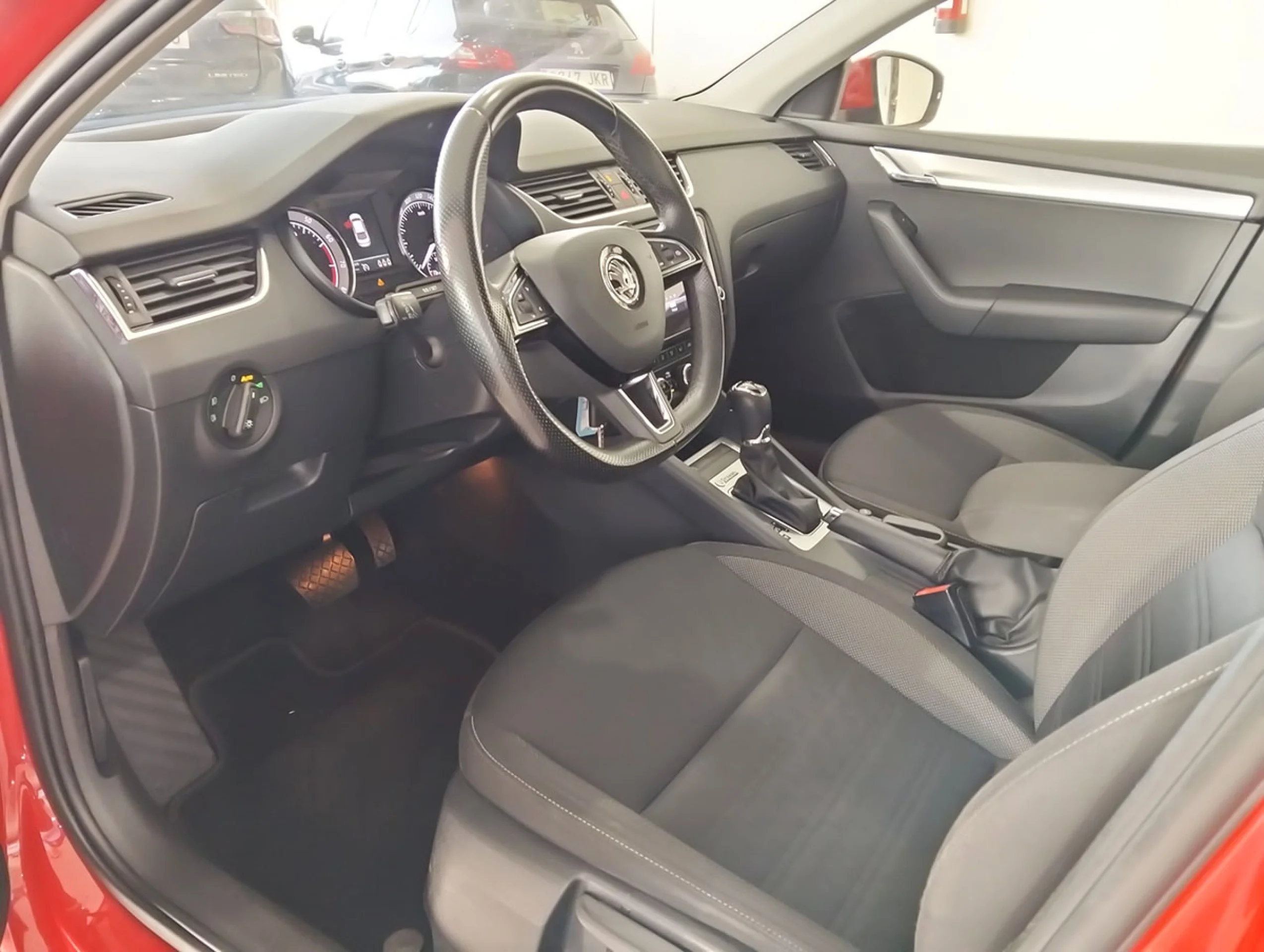 Skoda Octavia 1.0 TSI 85KW 115CV DSG Like - Foto 5