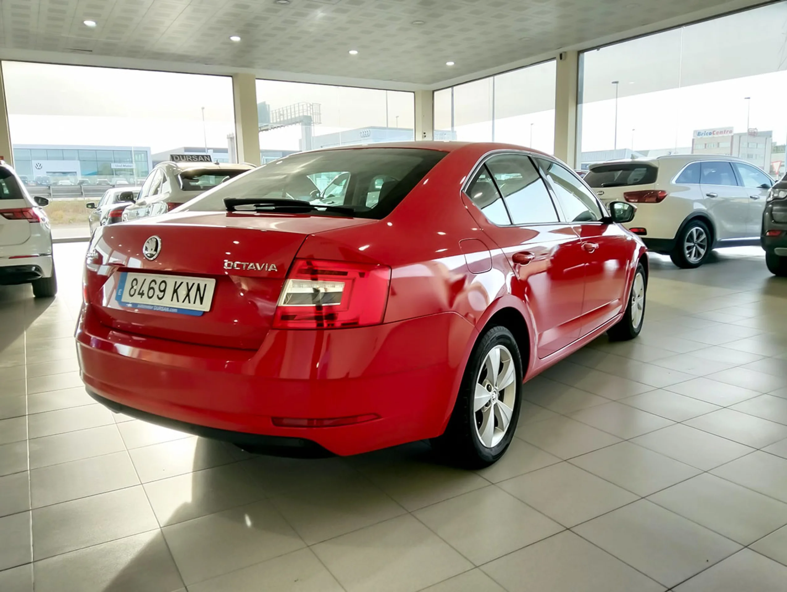 Skoda Octavia 1.0 TSI 85KW 115CV DSG Like - Foto 4