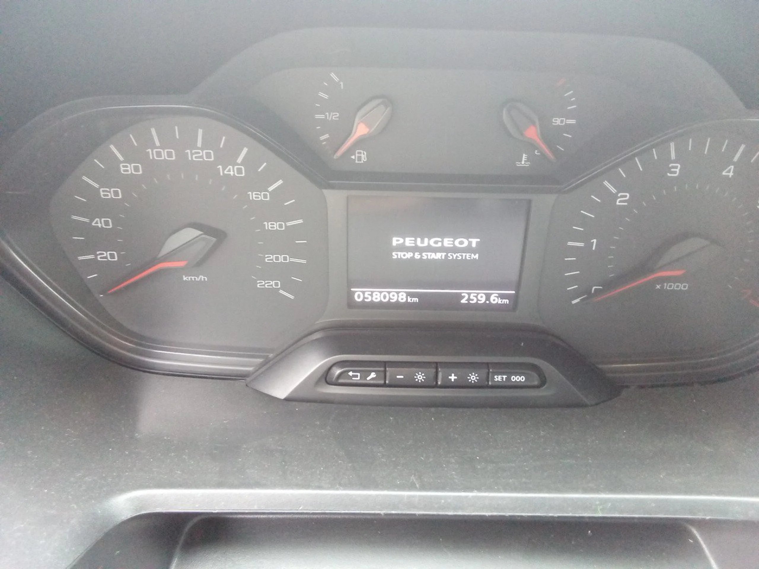 Peugeot Rifter Access Standard BlueHDi 73kW - Foto 8