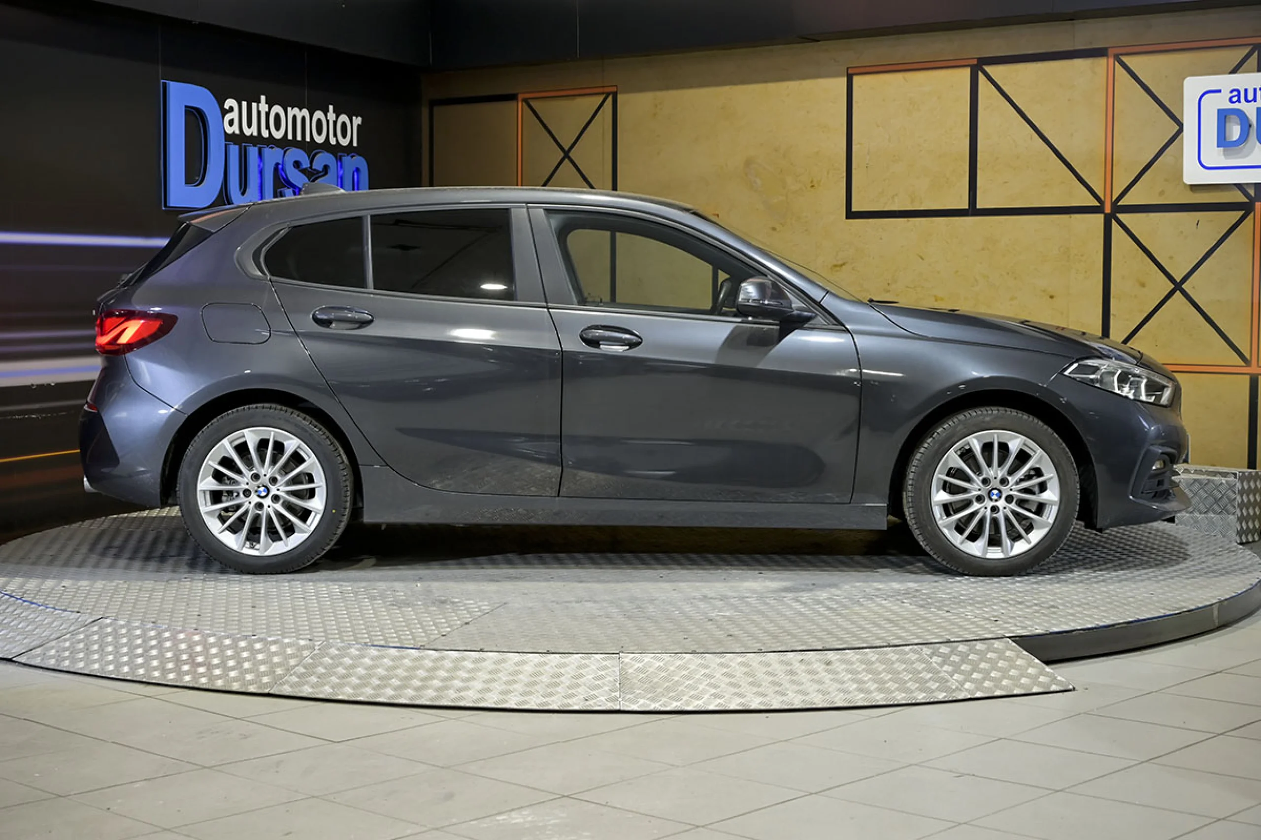 BMW 118 Serie 1 118d - Foto 13