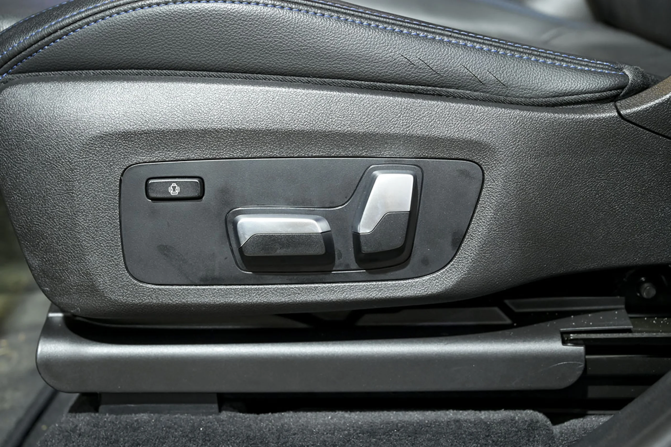 BMW X4 M40d - Foto 22