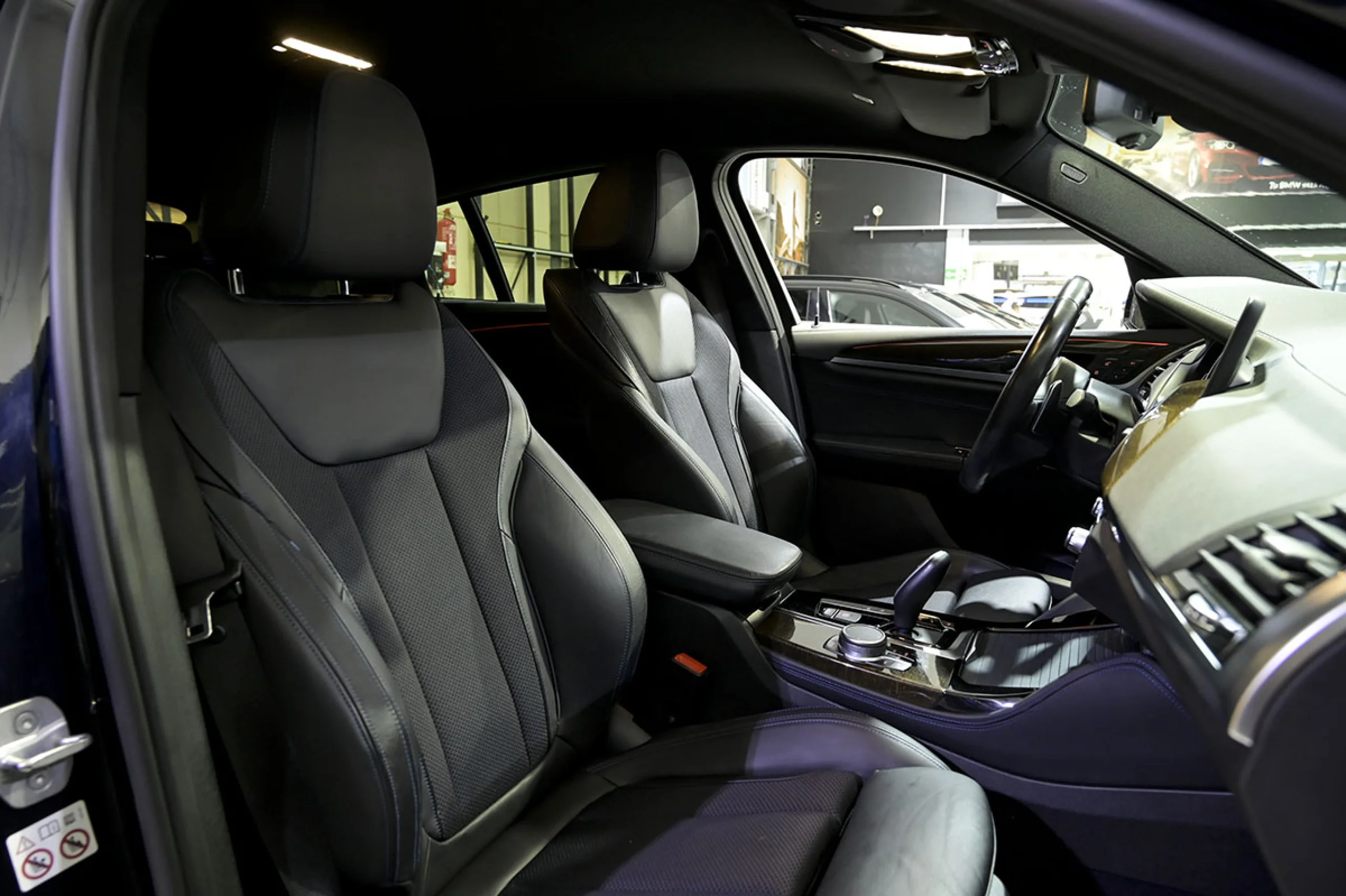 BMW X4 M40d - Foto 23