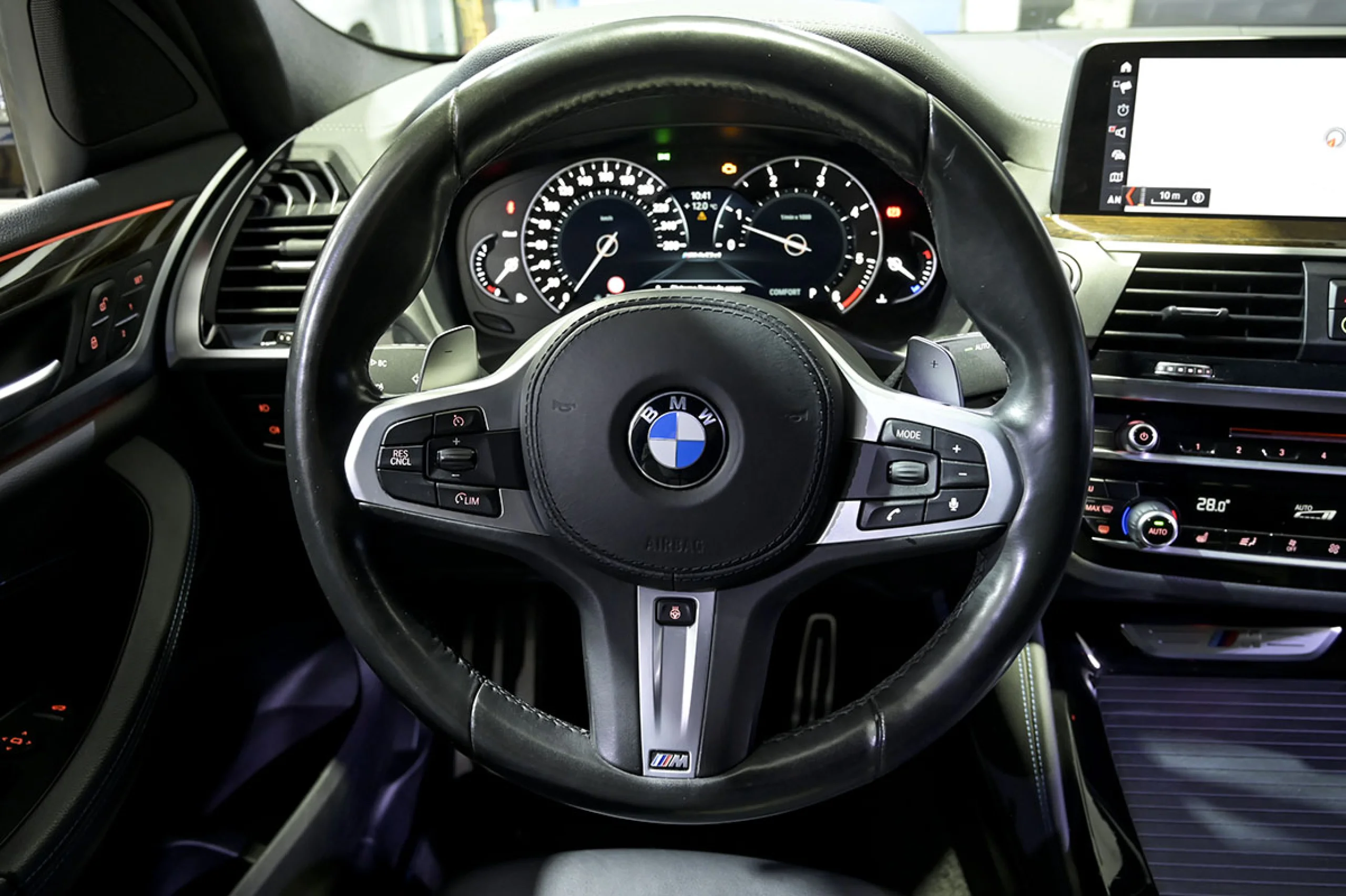 BMW X4 M40d - Foto 35