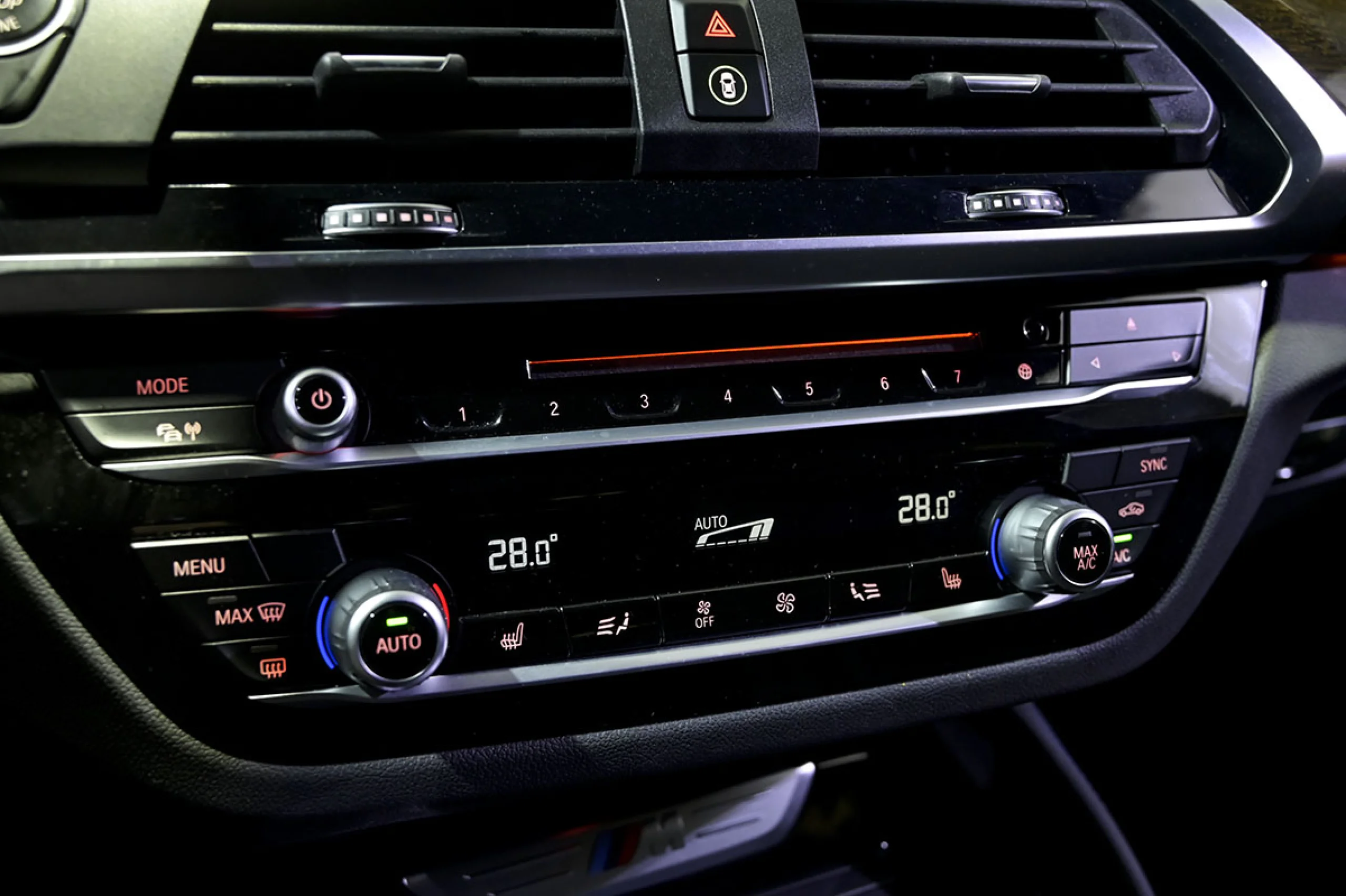 BMW X4 M40d - Foto 55