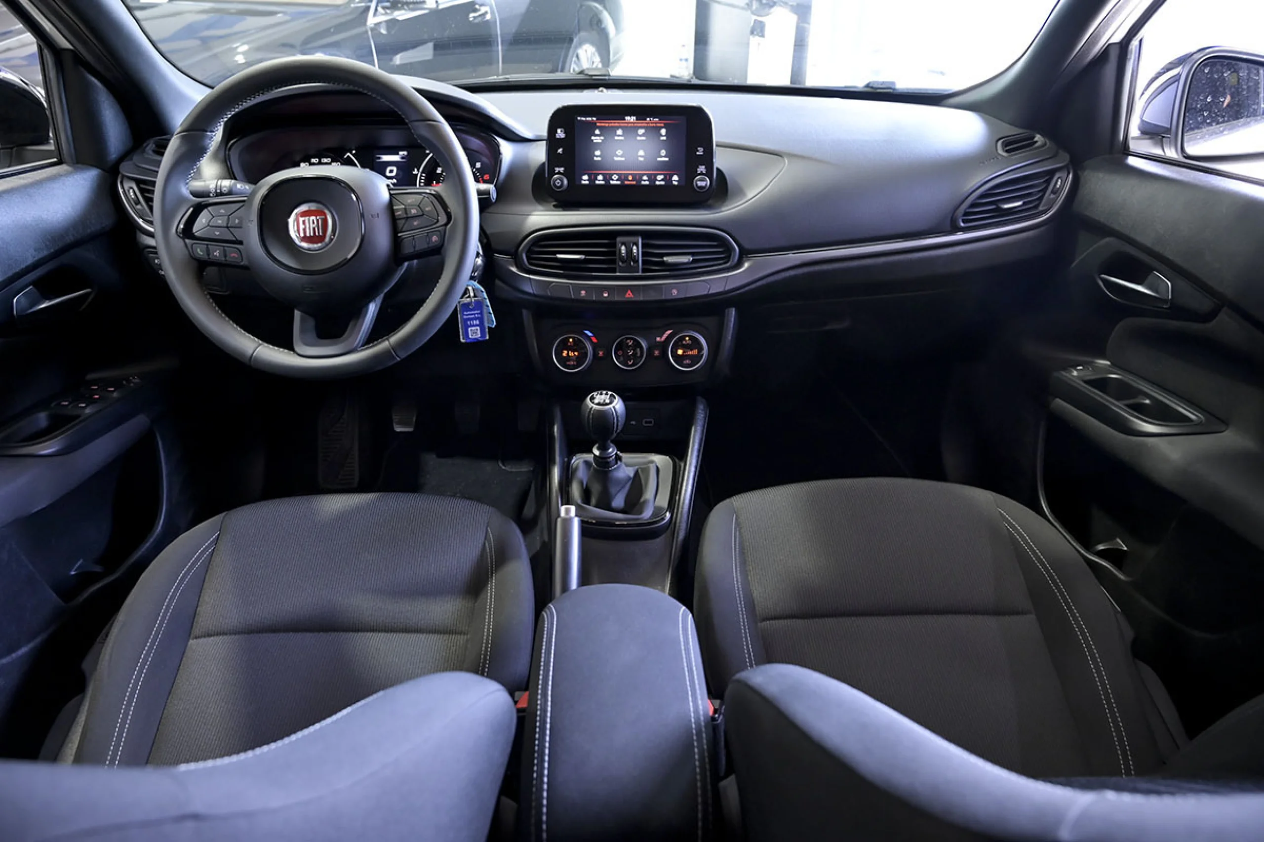 Fiat Tipo 5P 1.4 TJet 88kW 120CV SDesign - Foto 8