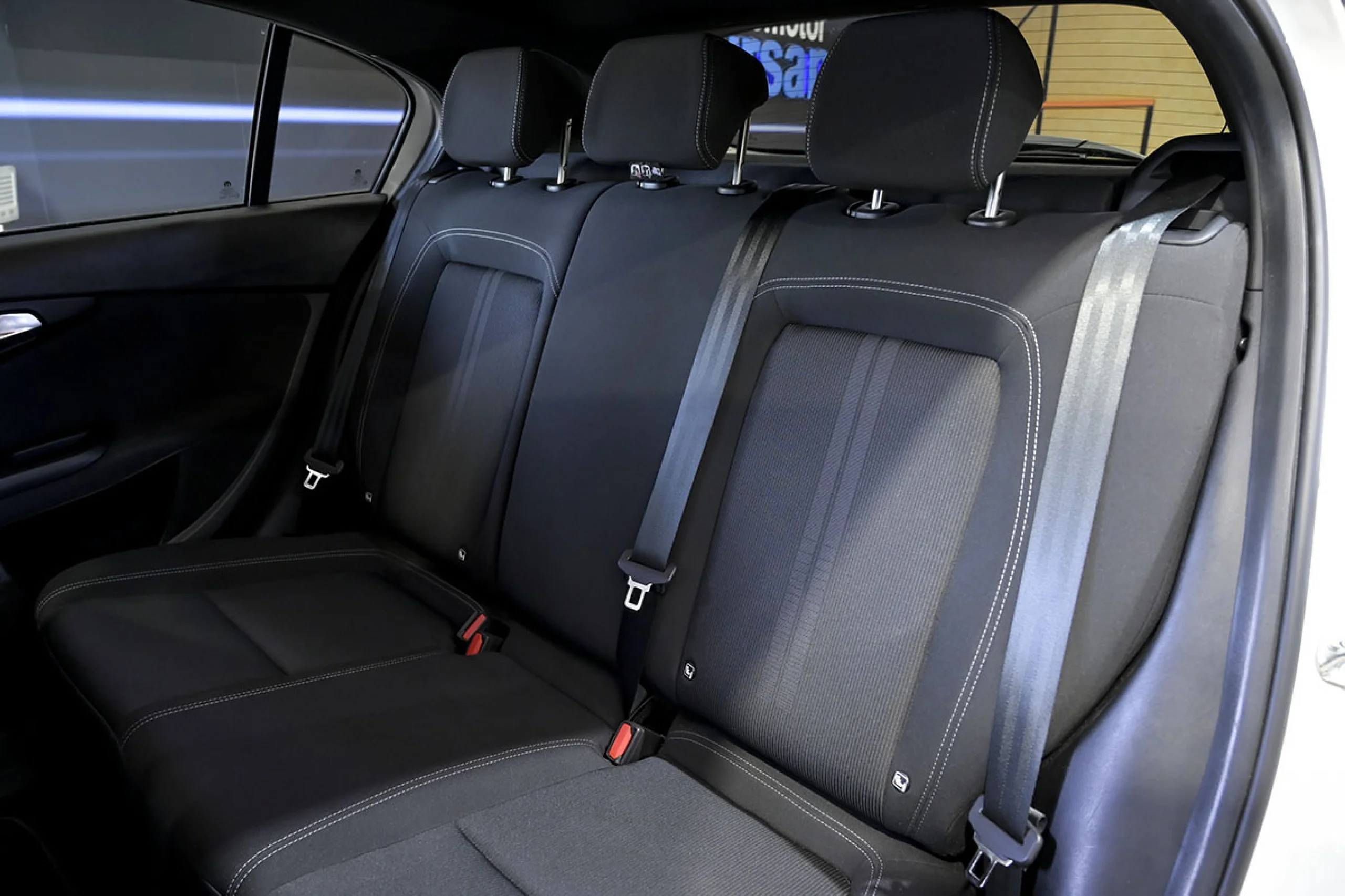 Fiat Tipo 5P 1.4 TJet 88kW 120CV SDesign - Foto 17