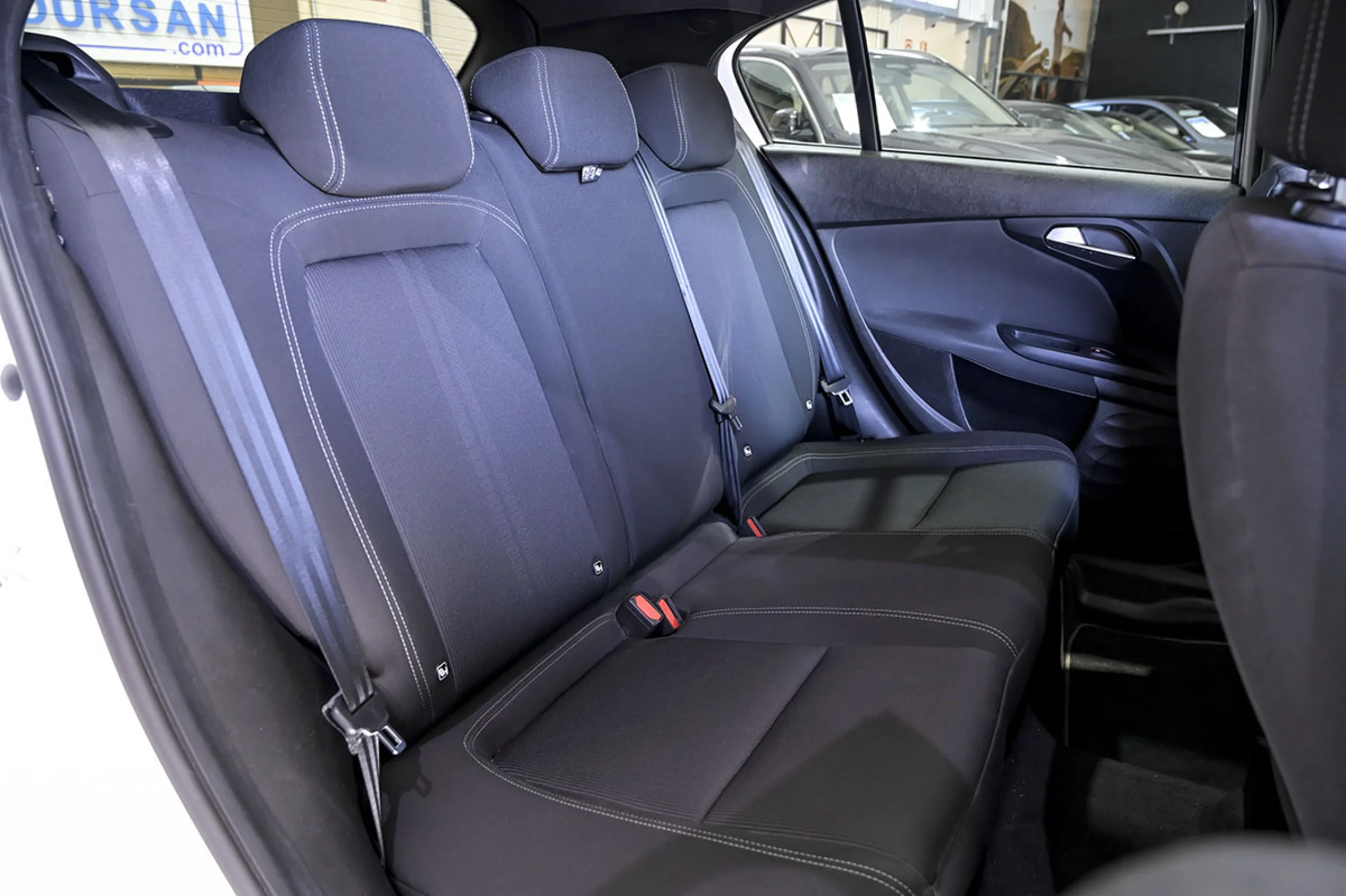 Fiat Tipo 5P 1.4 TJet 88kW 120CV SDesign - Foto 18