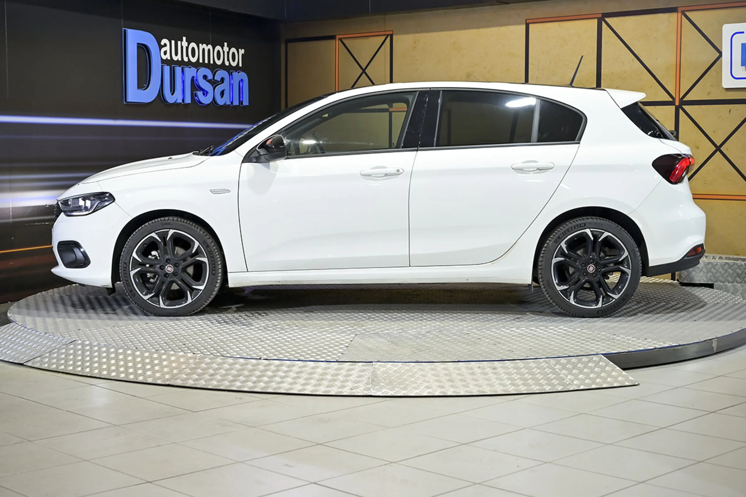 Fiat Tipo 5P 1.4 TJet 88kW 120CV SDesign - Foto 19