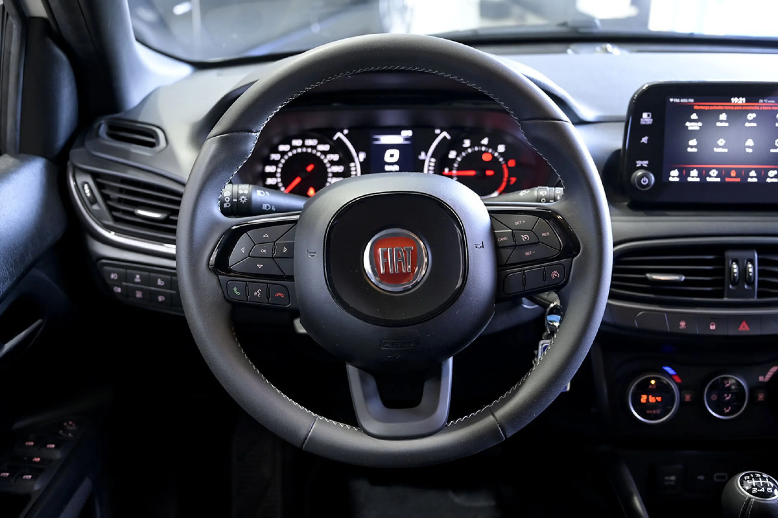 Fiat Tipo 5P 1.4 TJet 88kW 120CV SDesign - Foto 27